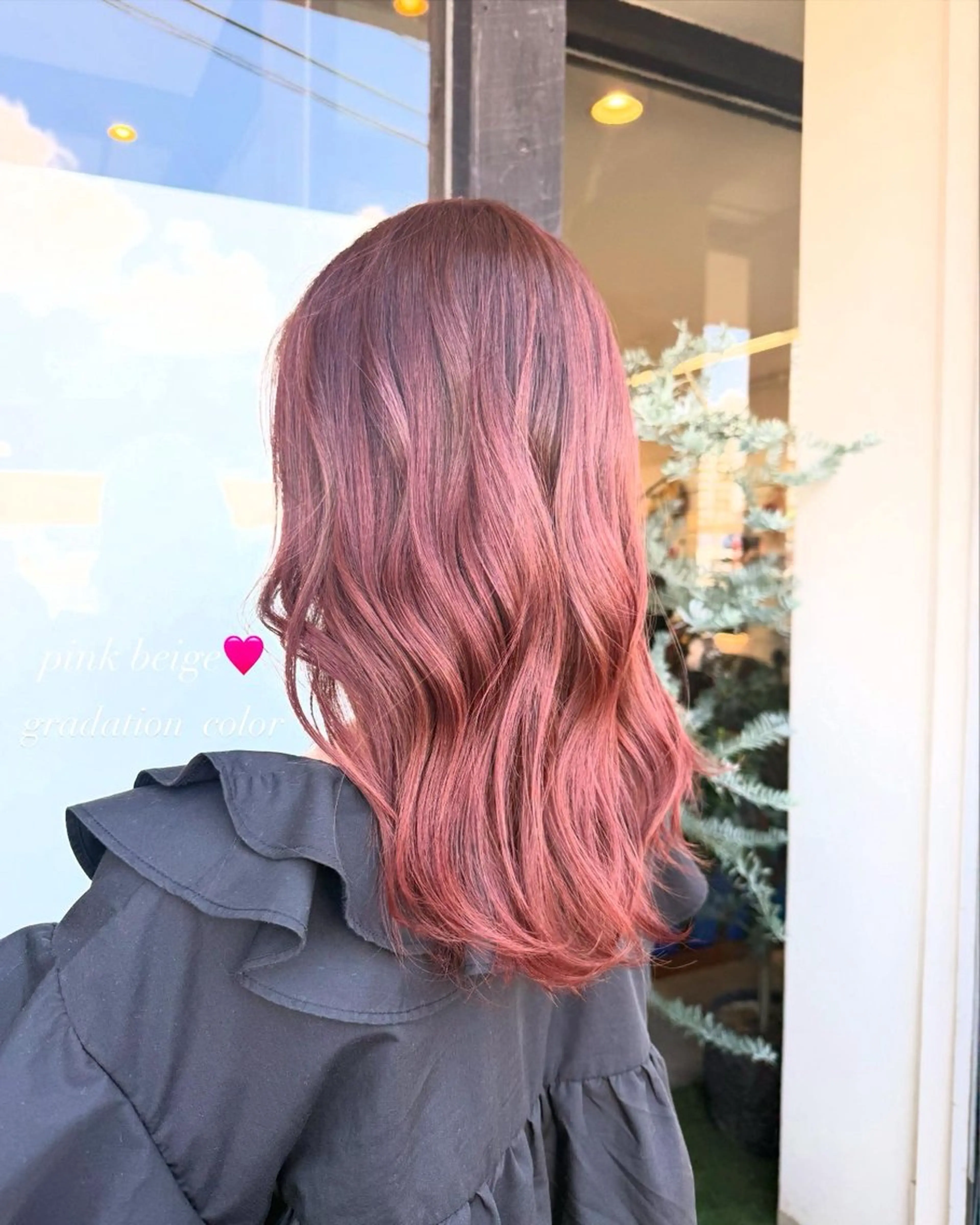 ミディアム 三原 つばさのヘアスタイル