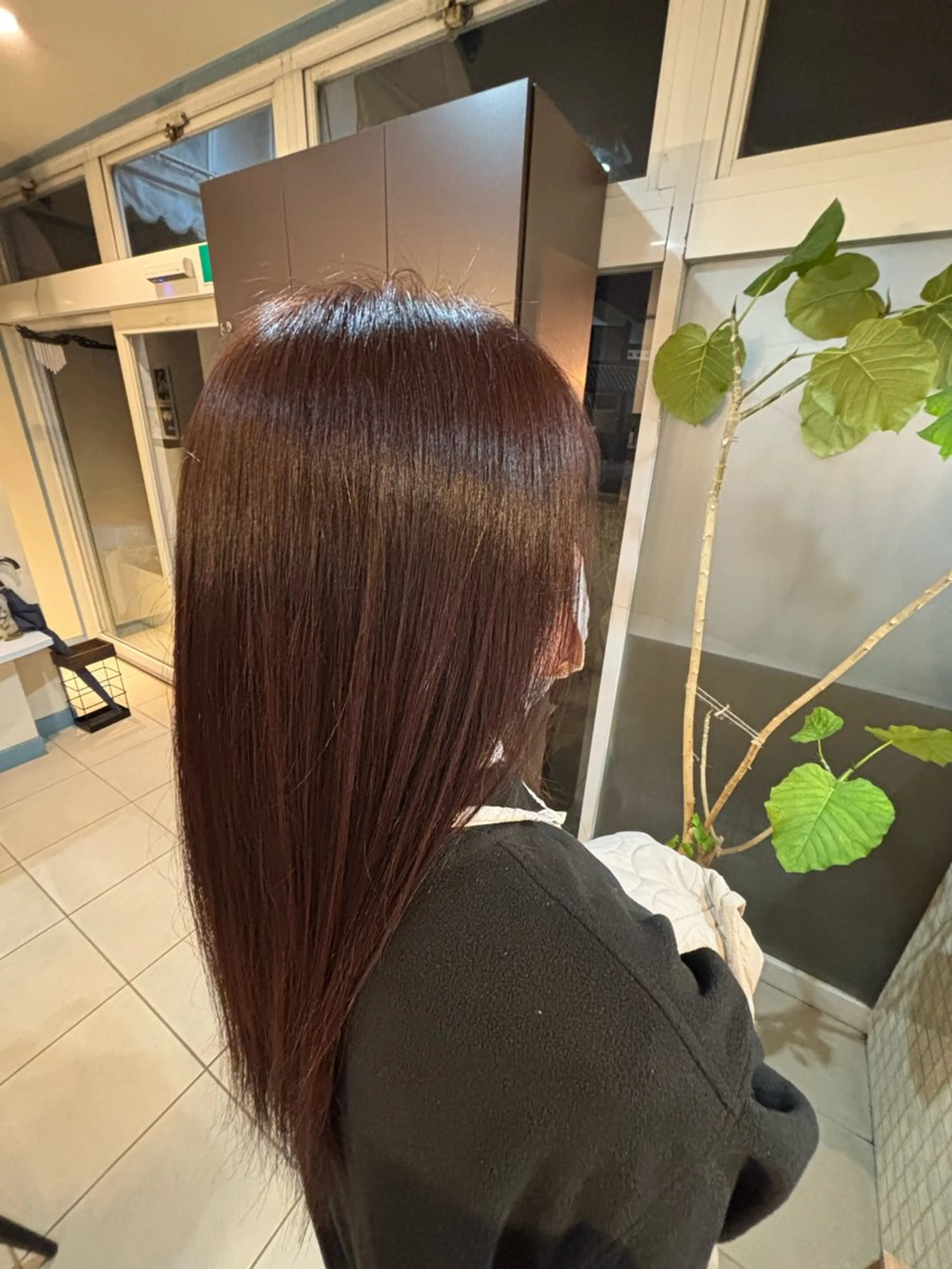 カラー 酒井 千遙のヘアスタイル