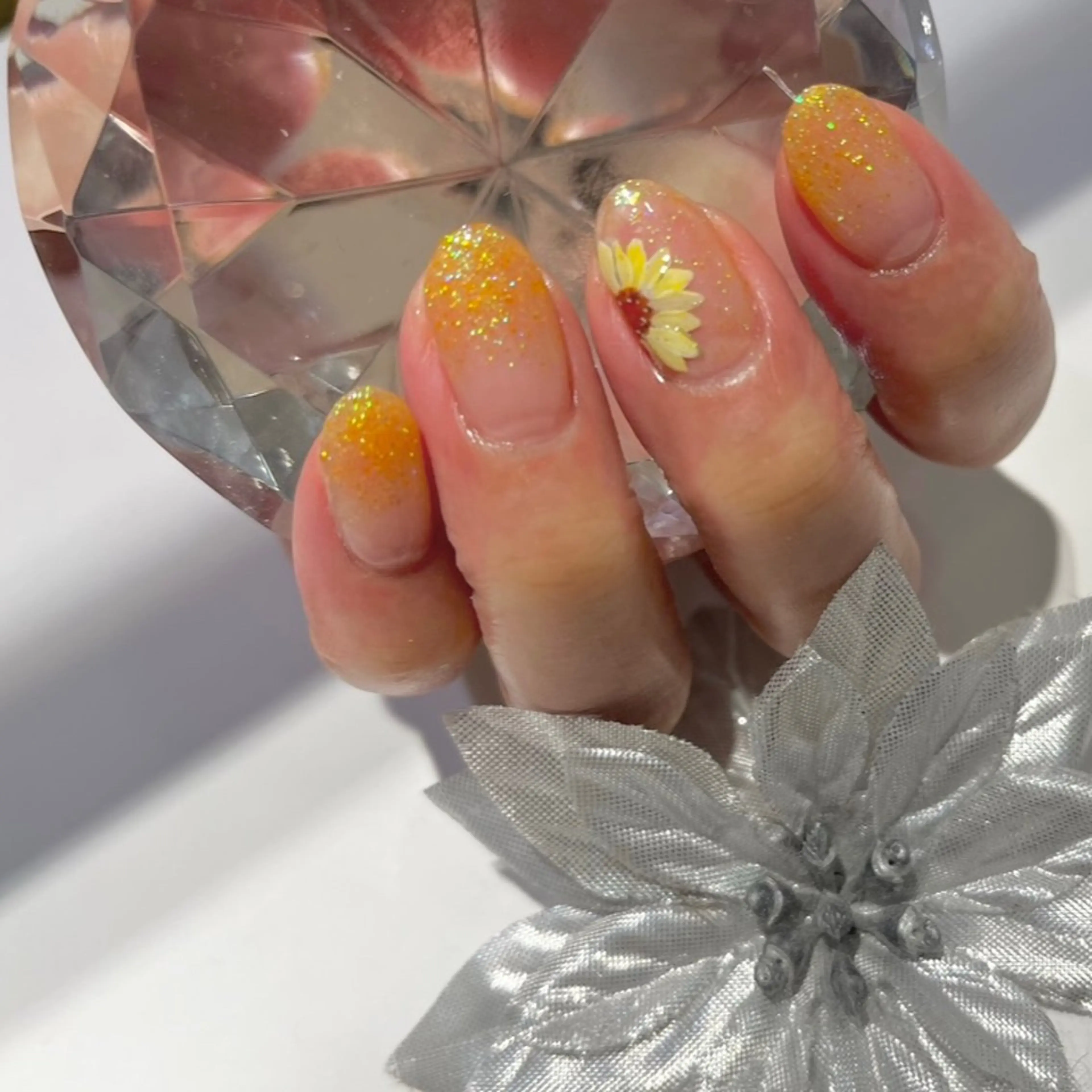 ネイル Ravi【胡町】 伊藤のネイルデザイン