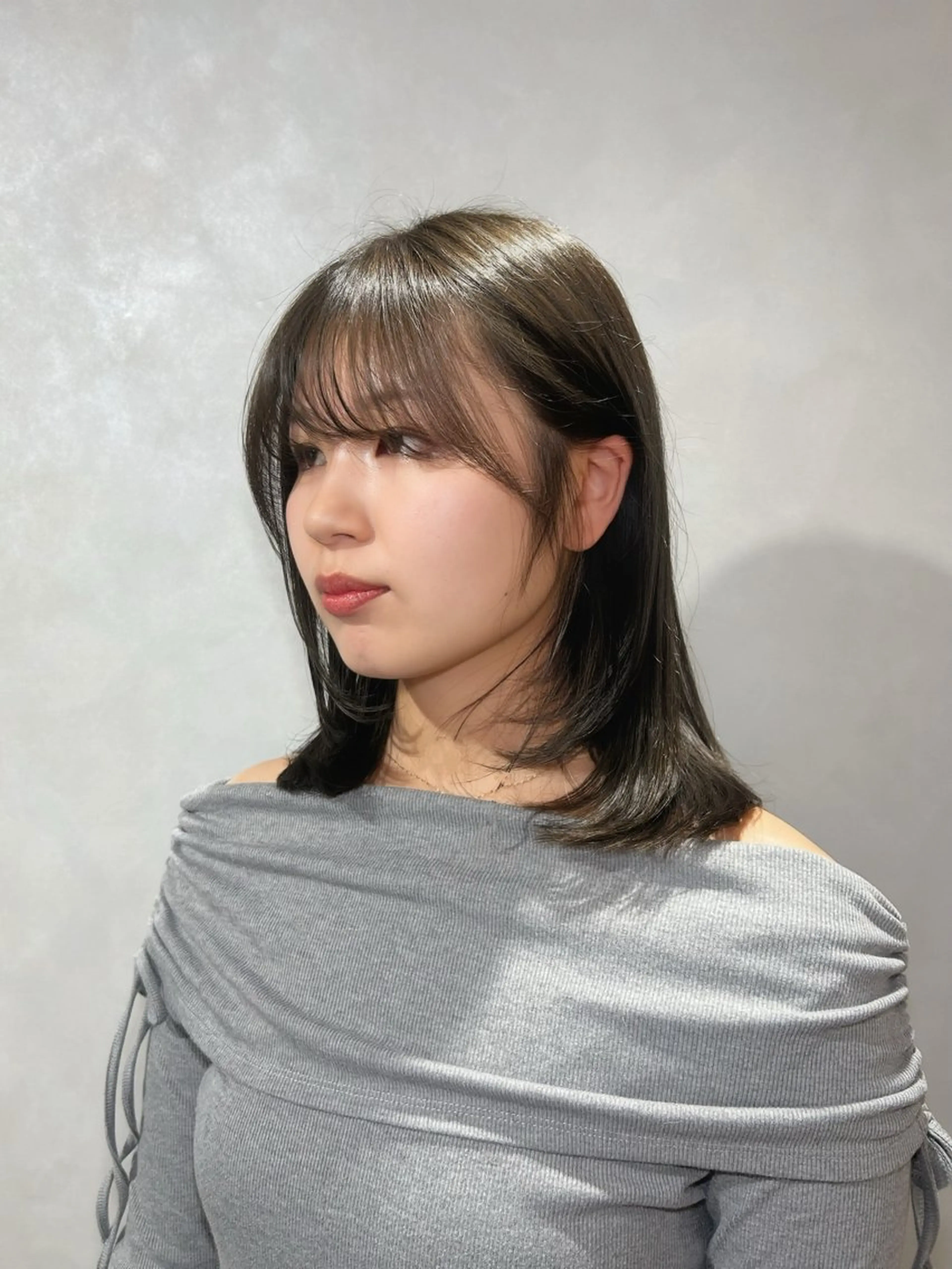 ミディアム カラー ミディアムレイヤー レイヤーカット カット ヘアカラー 池袋/小顔レイヤー/ 顔まわり/taigaのヘアスタイル