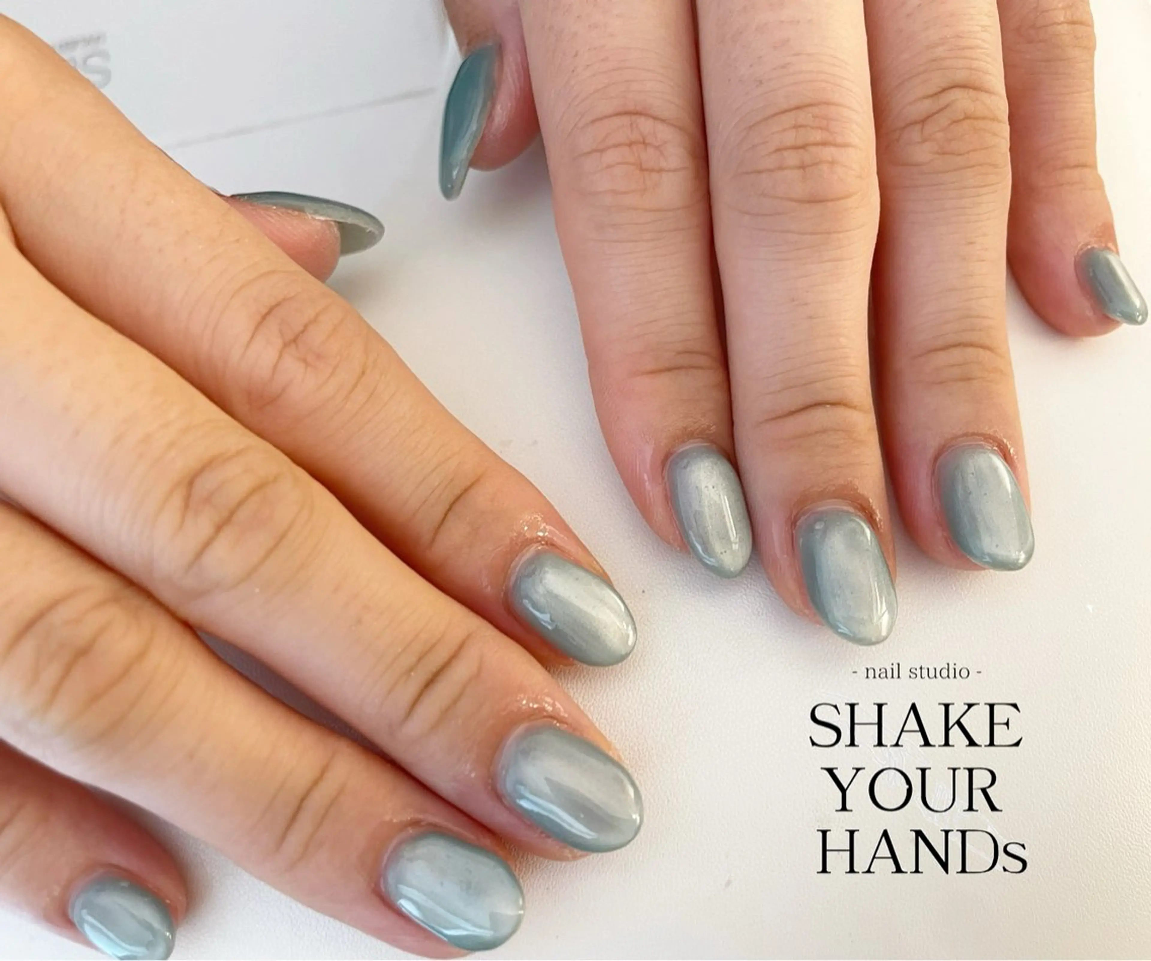 ネイル 水色 マグネットネイル ネイルスタジオ シェイクユアハンズのネイルデザイン