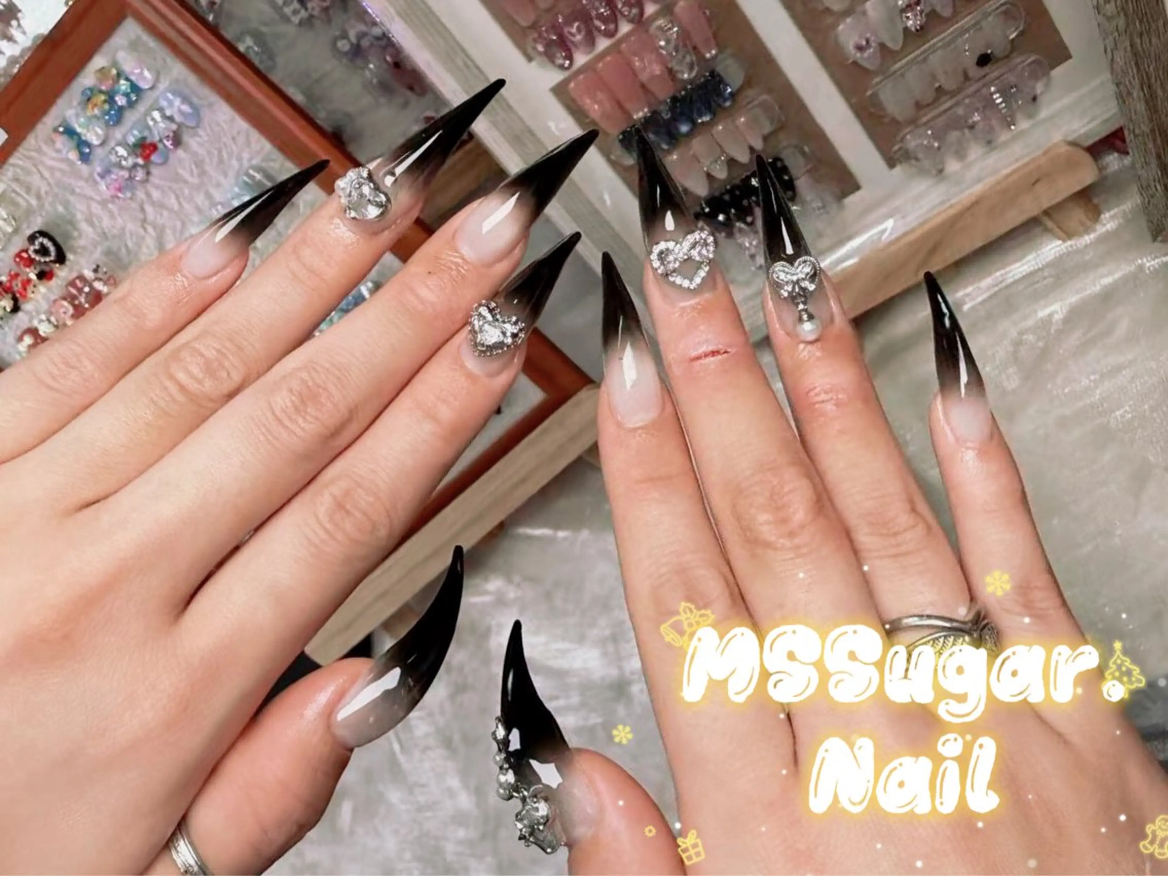 ネイル ハロウィン ロングネイル マグネットネイル スカルプネイル ネイルチップ MSSugar Nailのネイルデザイン