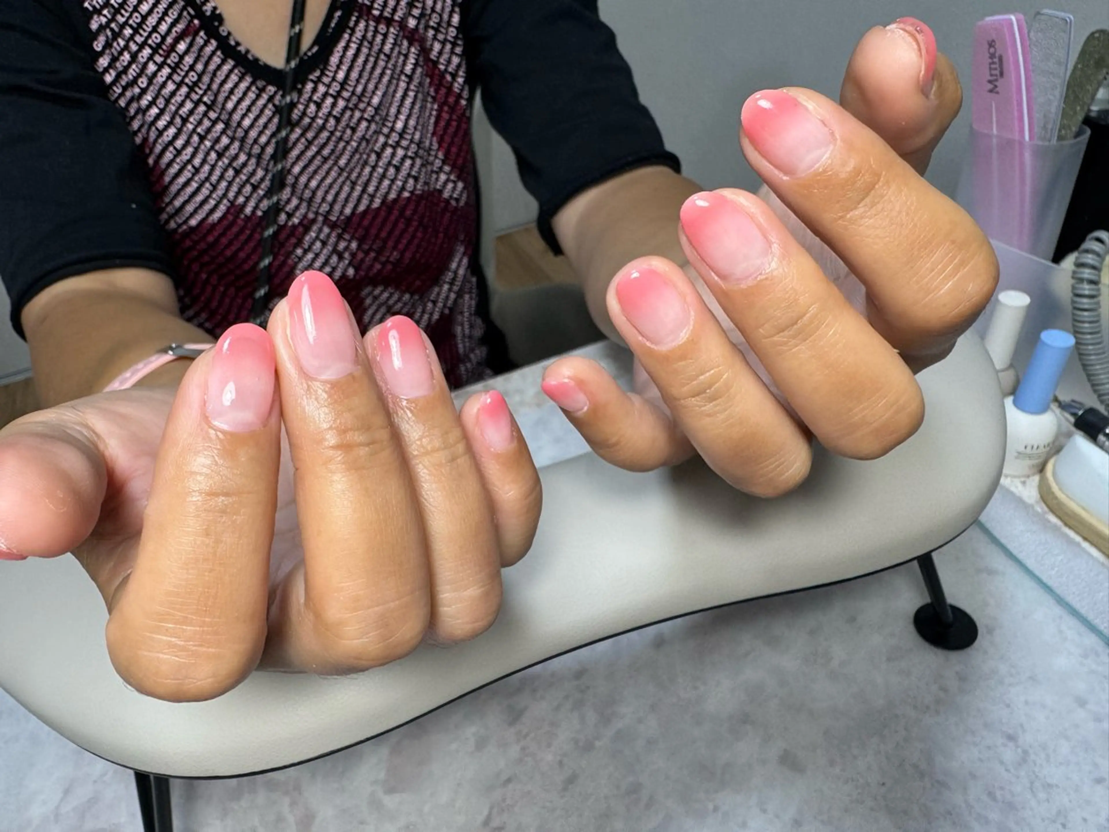 ネイル グラデーション Ｓ TAKASHIのネイルデザイン