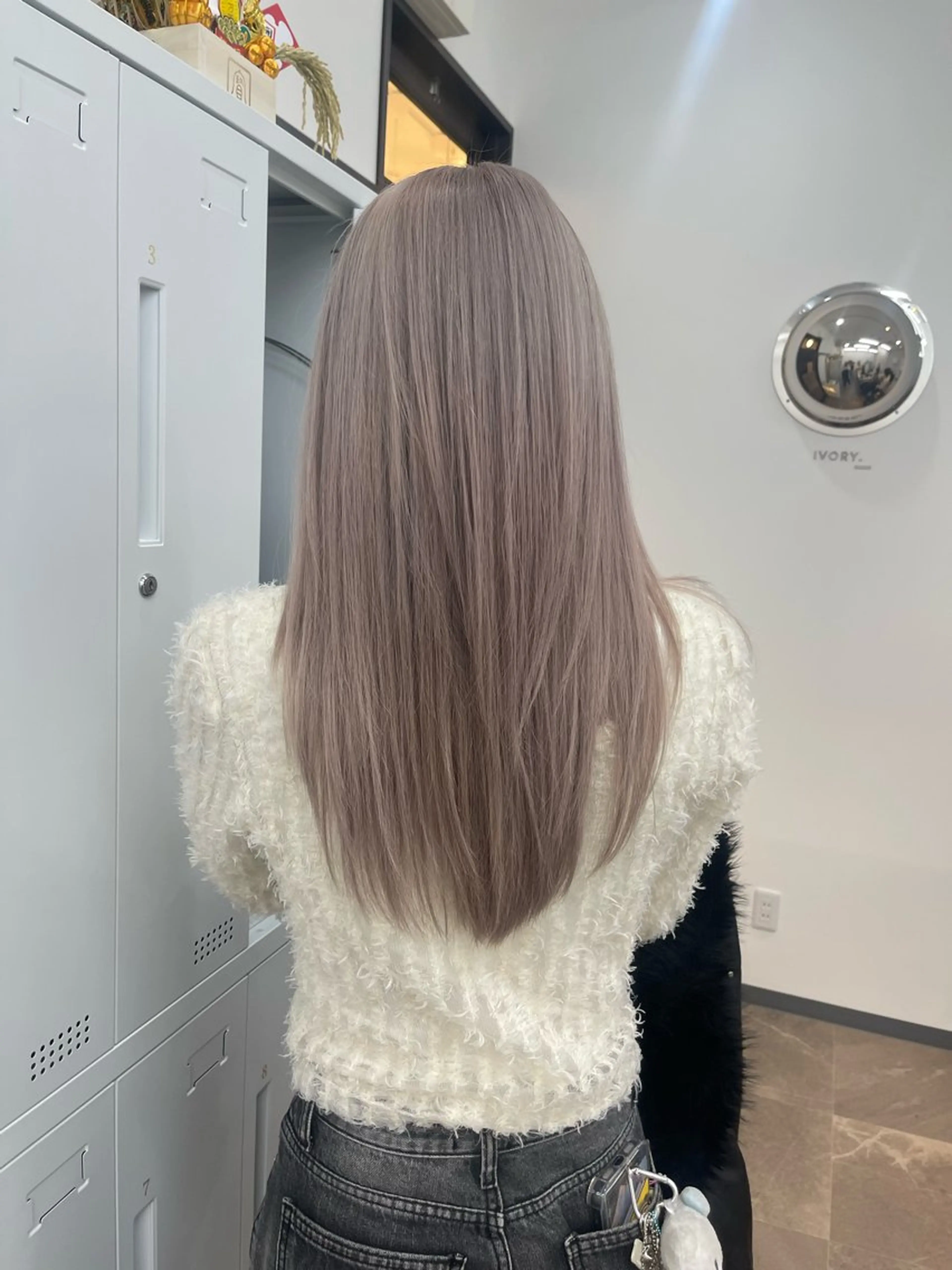 ロング カラー カット ヘアカラー トリートメント 〻ツヤハイトーン🩰 🤍HARUCAのヘアスタイル