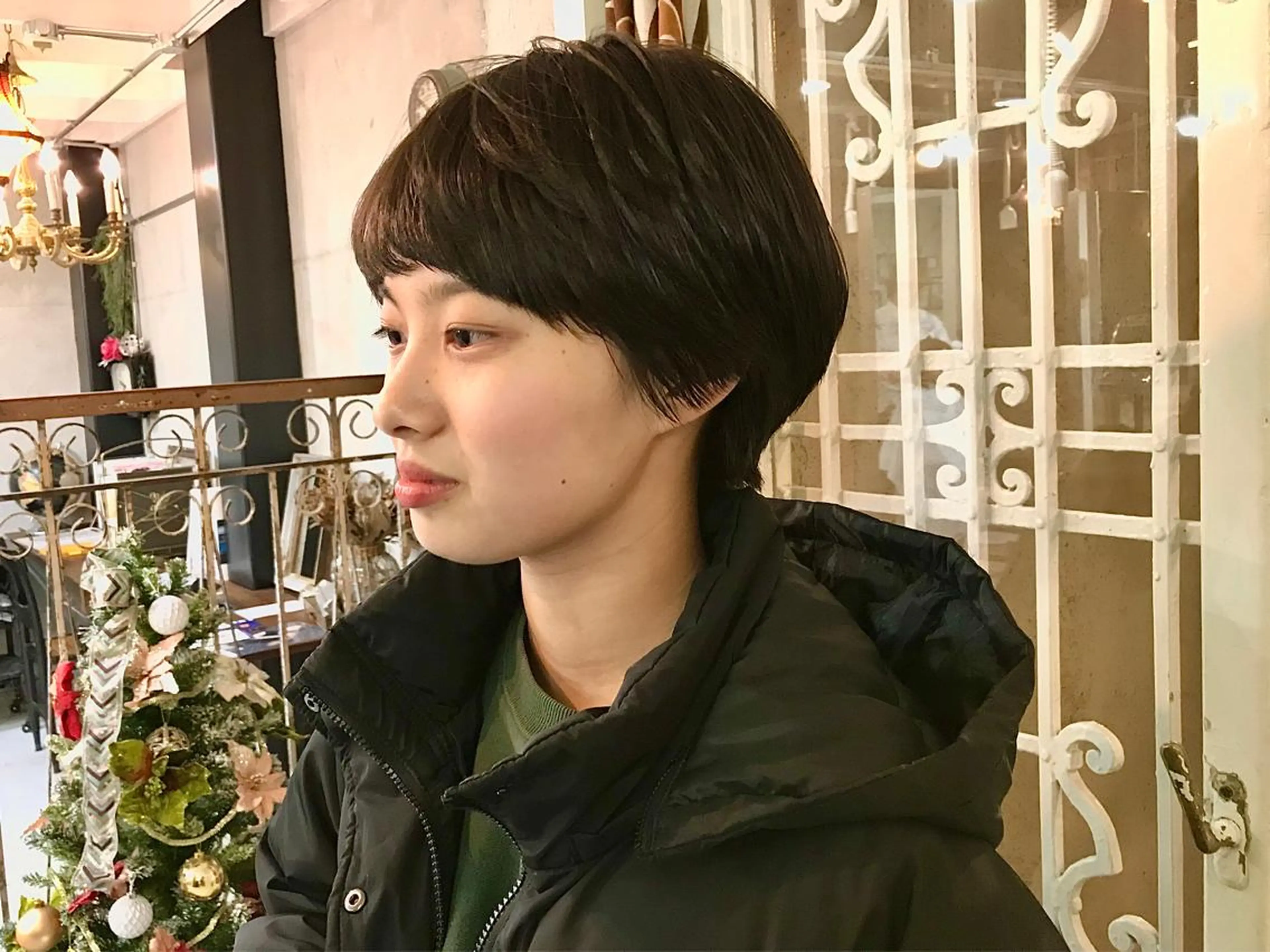 ショート 岡田 恭明のヘアスタイル