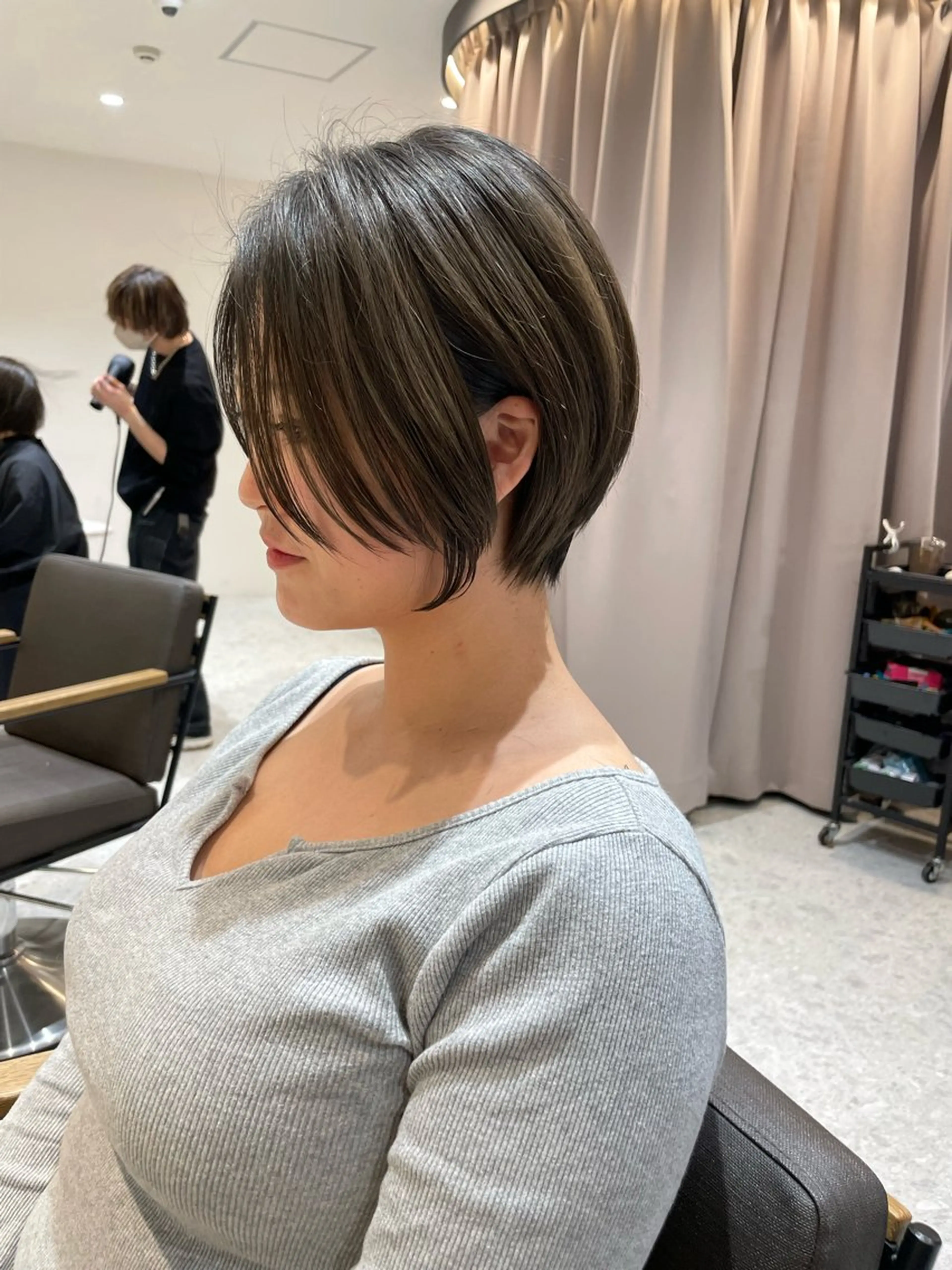 ショート カラー Aster 店長 れおん✂️のヘアスタイル