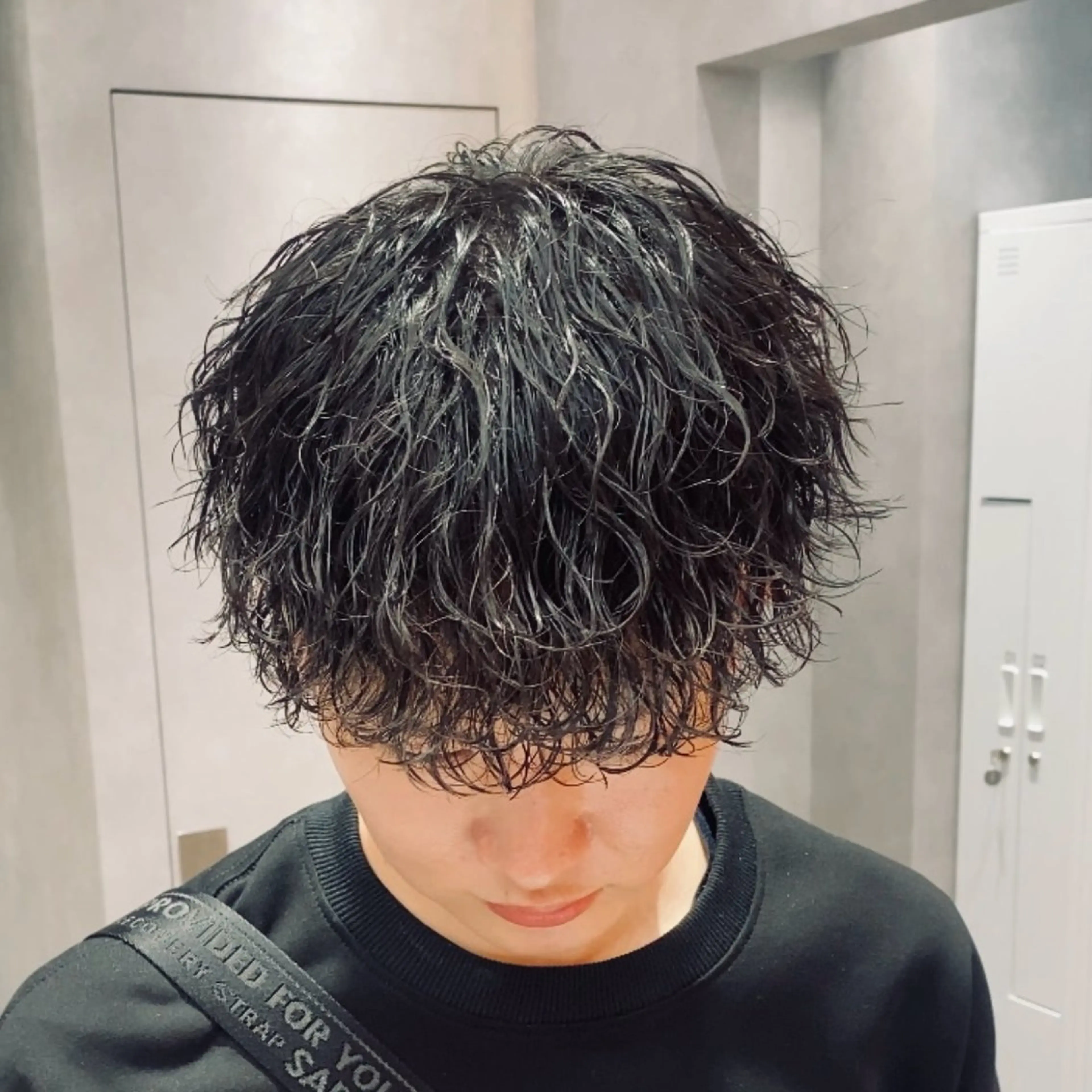 ショート カット パーマ 新宿/メンズ/ ブリーチ/パーマのヘアスタイル