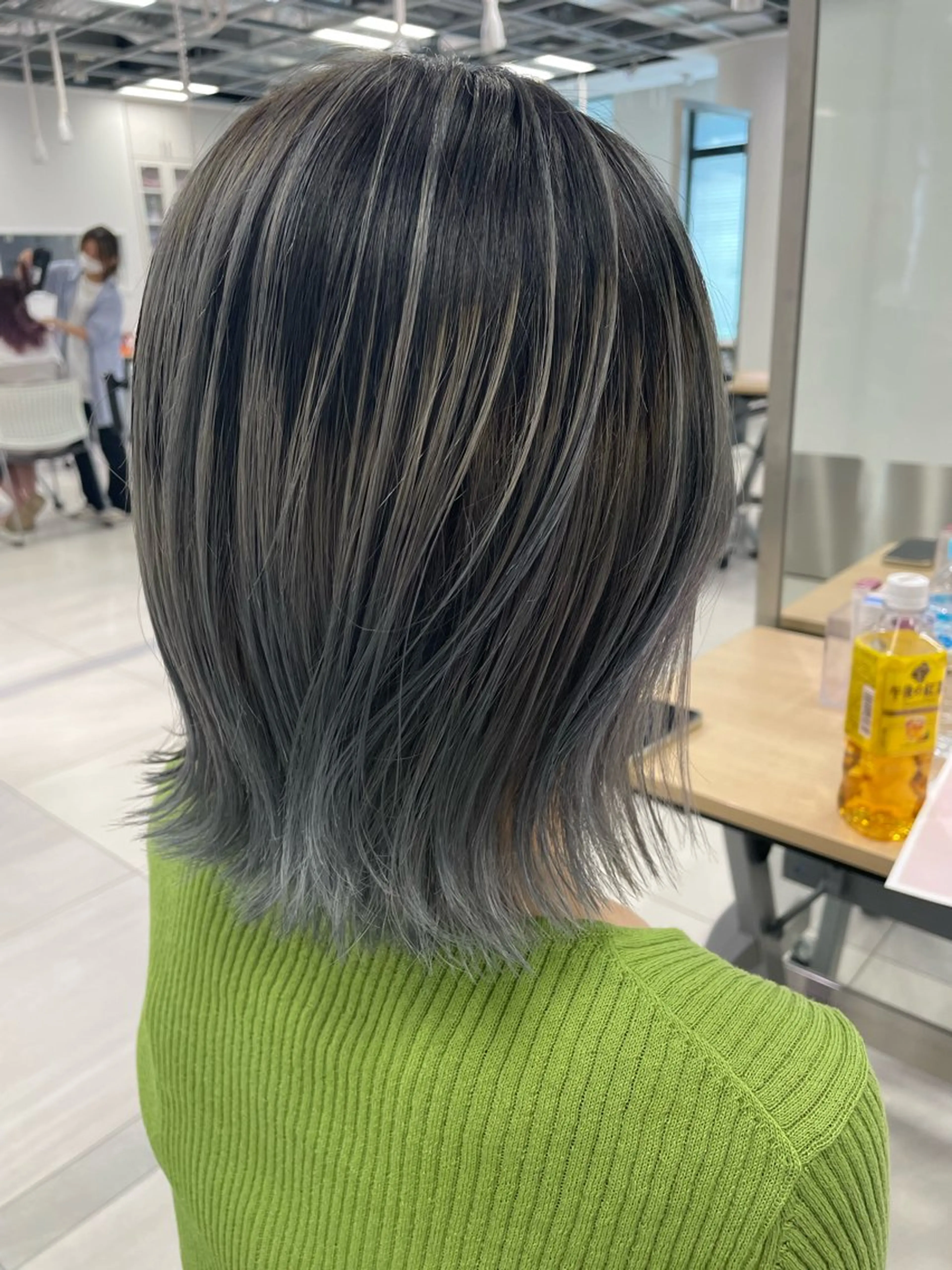 カラー バレイヤージュ シルバー 齋藤成/ ECLAT HAIRのヘアスタイル