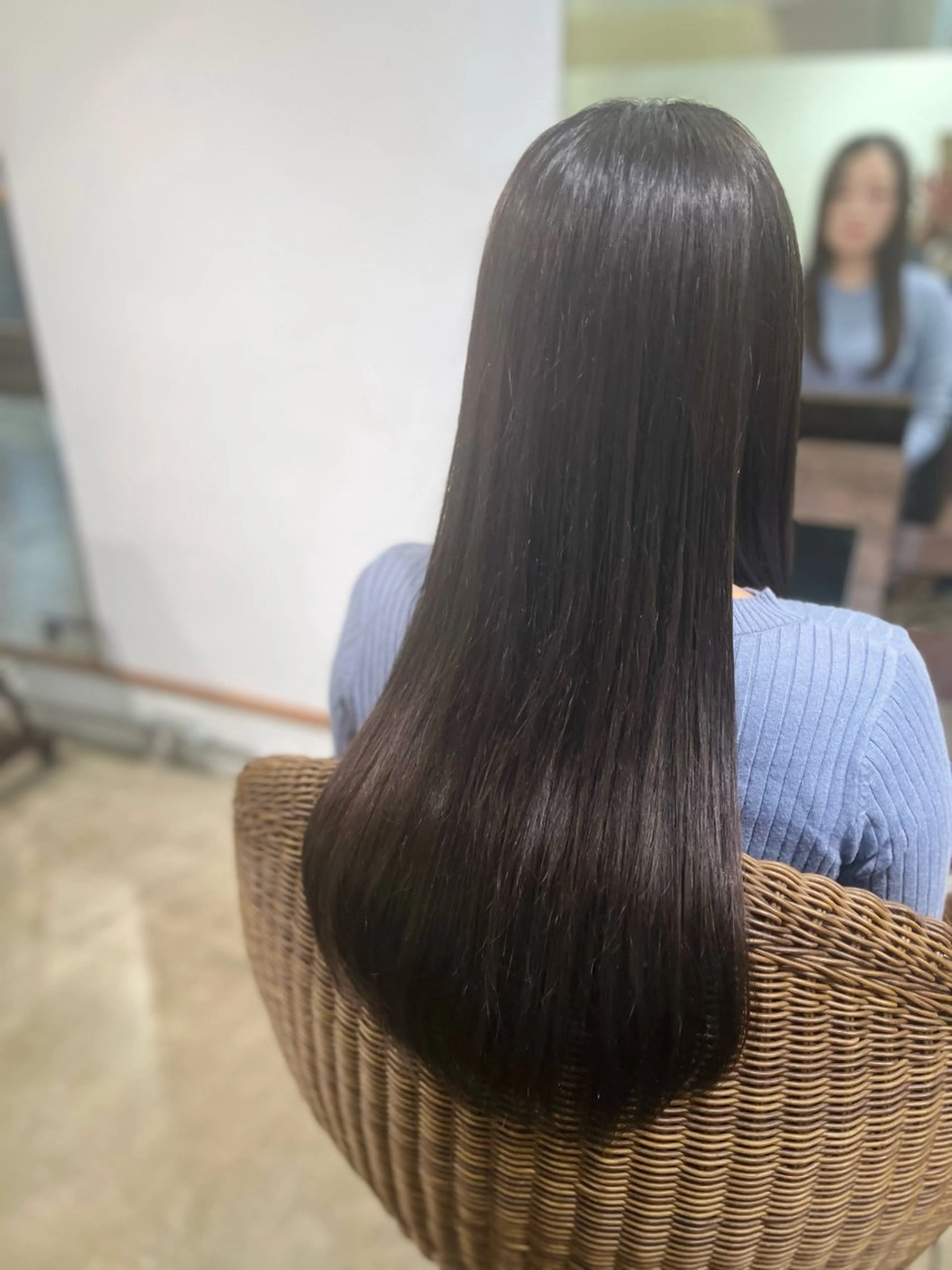 ロング 廣谷 EMIのヘアスタイル