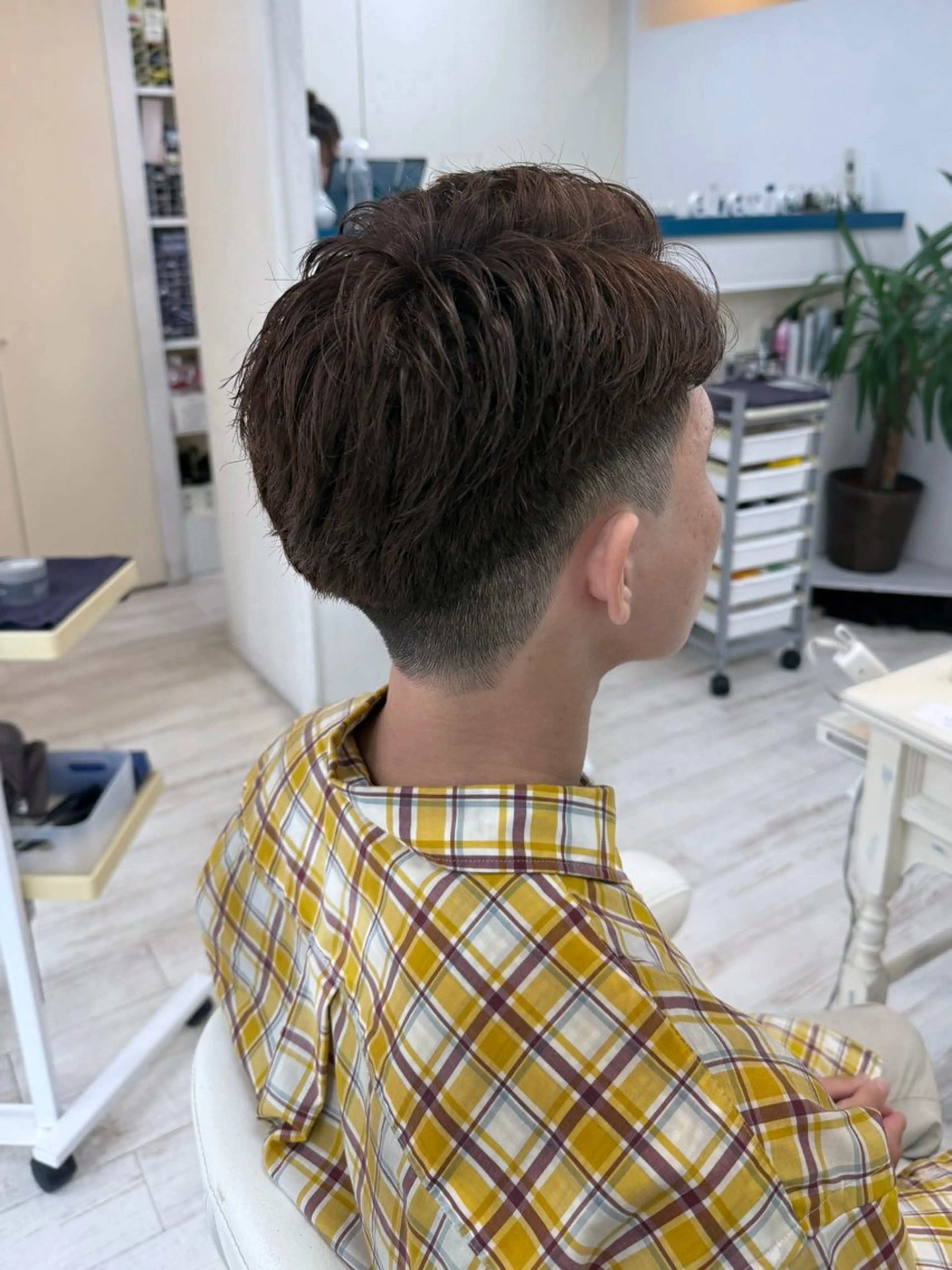 ショート 新籾 尚哉のヘアスタイル