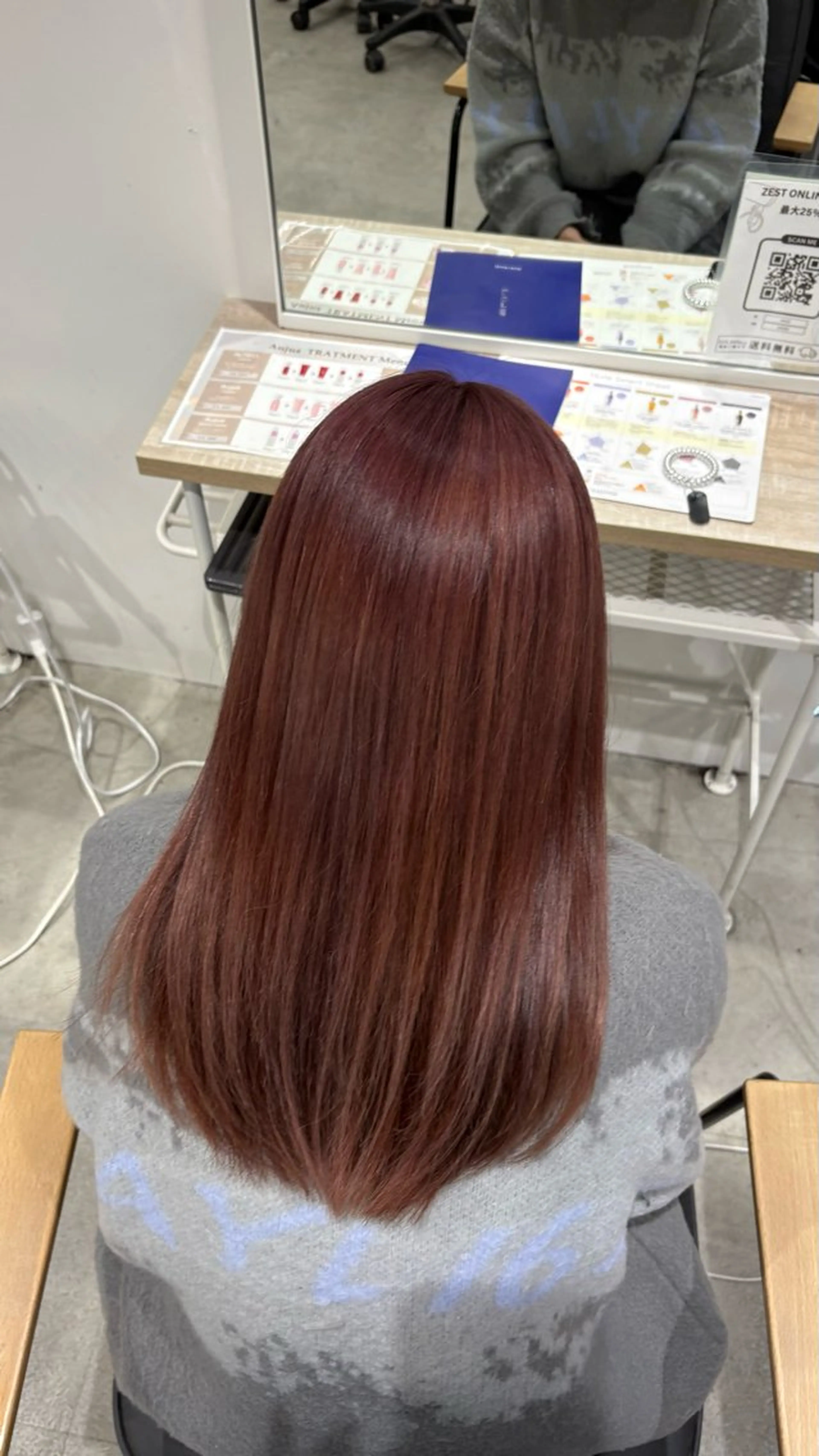 ロング カラー ヘアカラー 似合わせカラー✩.* ハイトーン/リナのヘアスタイル