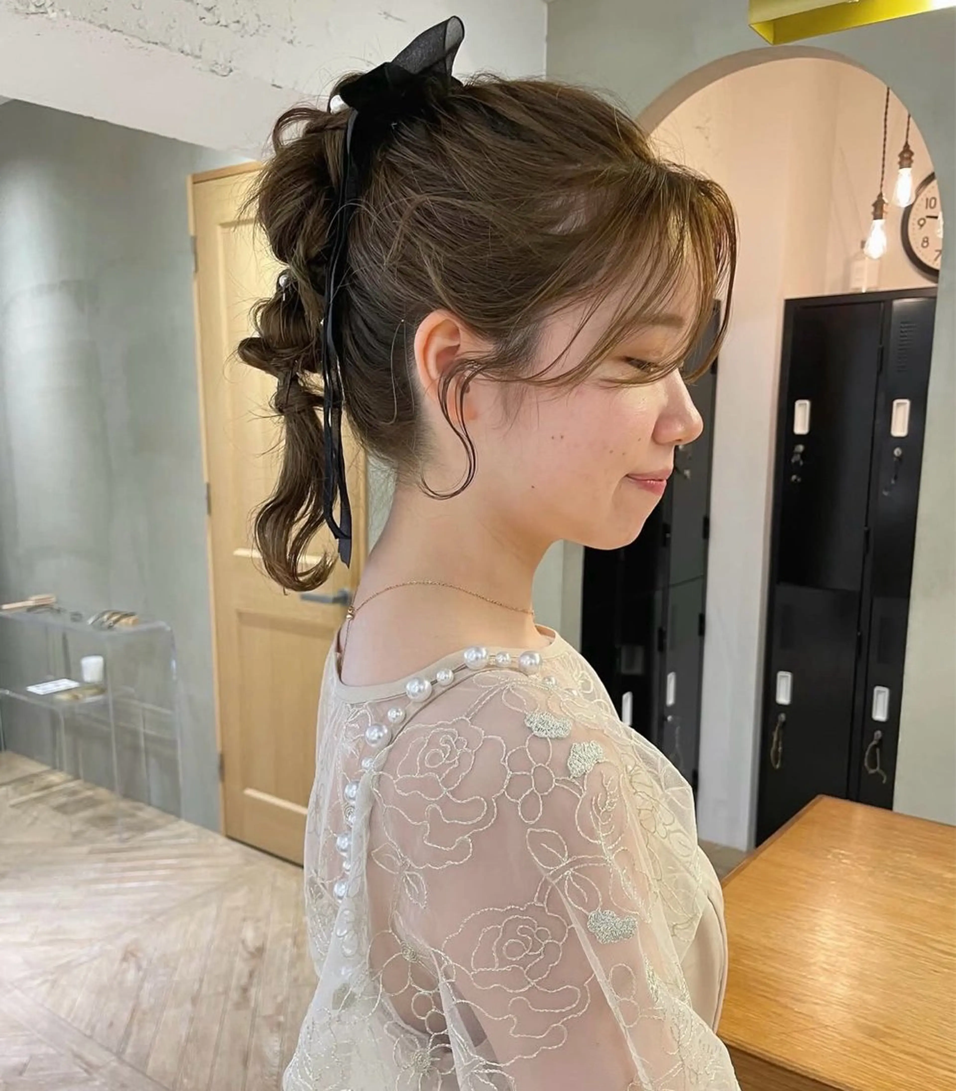 ヘアアレンジ ポニーテール ヘアセット 高発色ブリーチ/ ハイレイヤー🪽aiのヘアスタイル