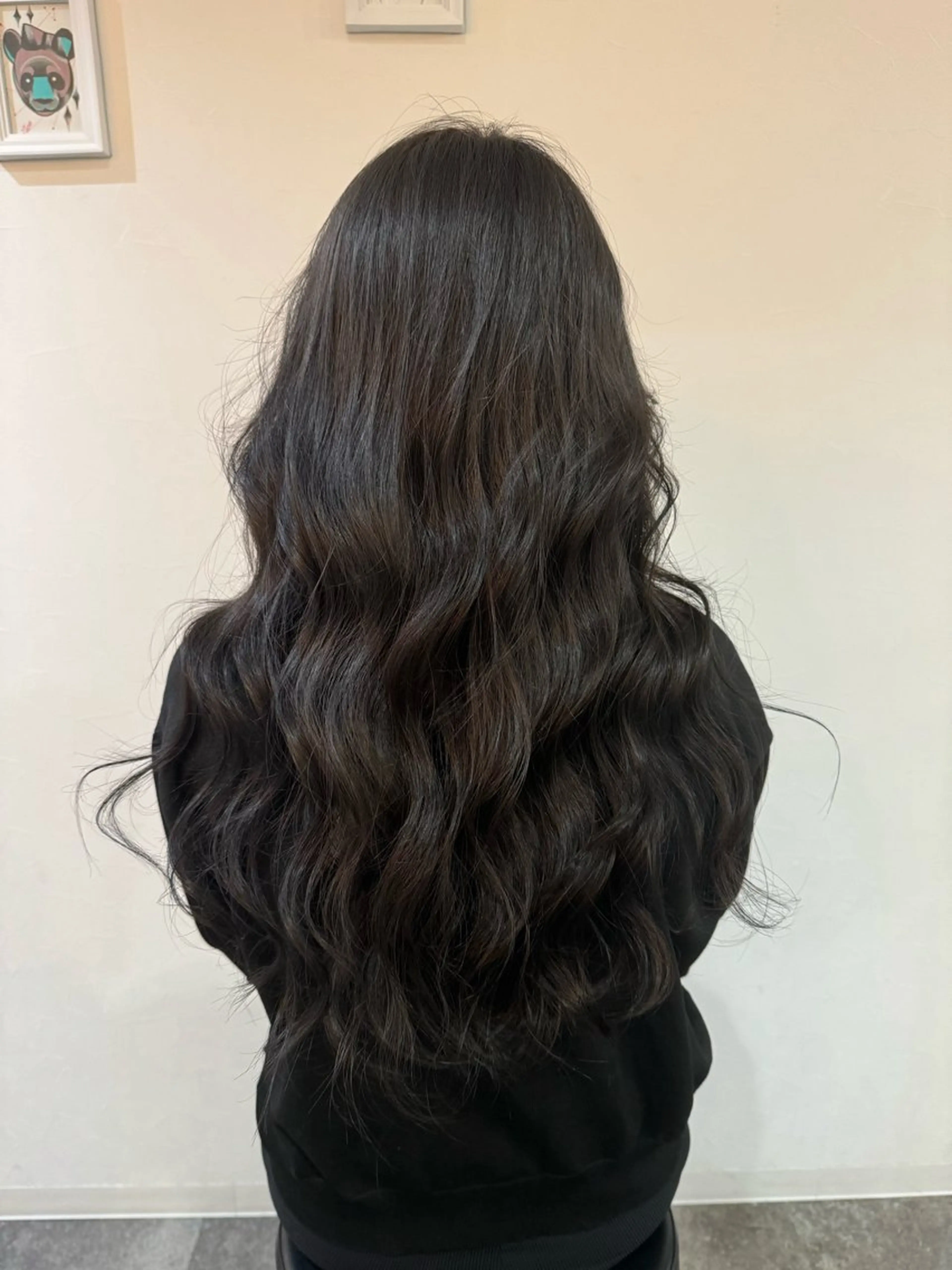 ロング カラー 黒髪 AKI 🐉のヘアスタイル