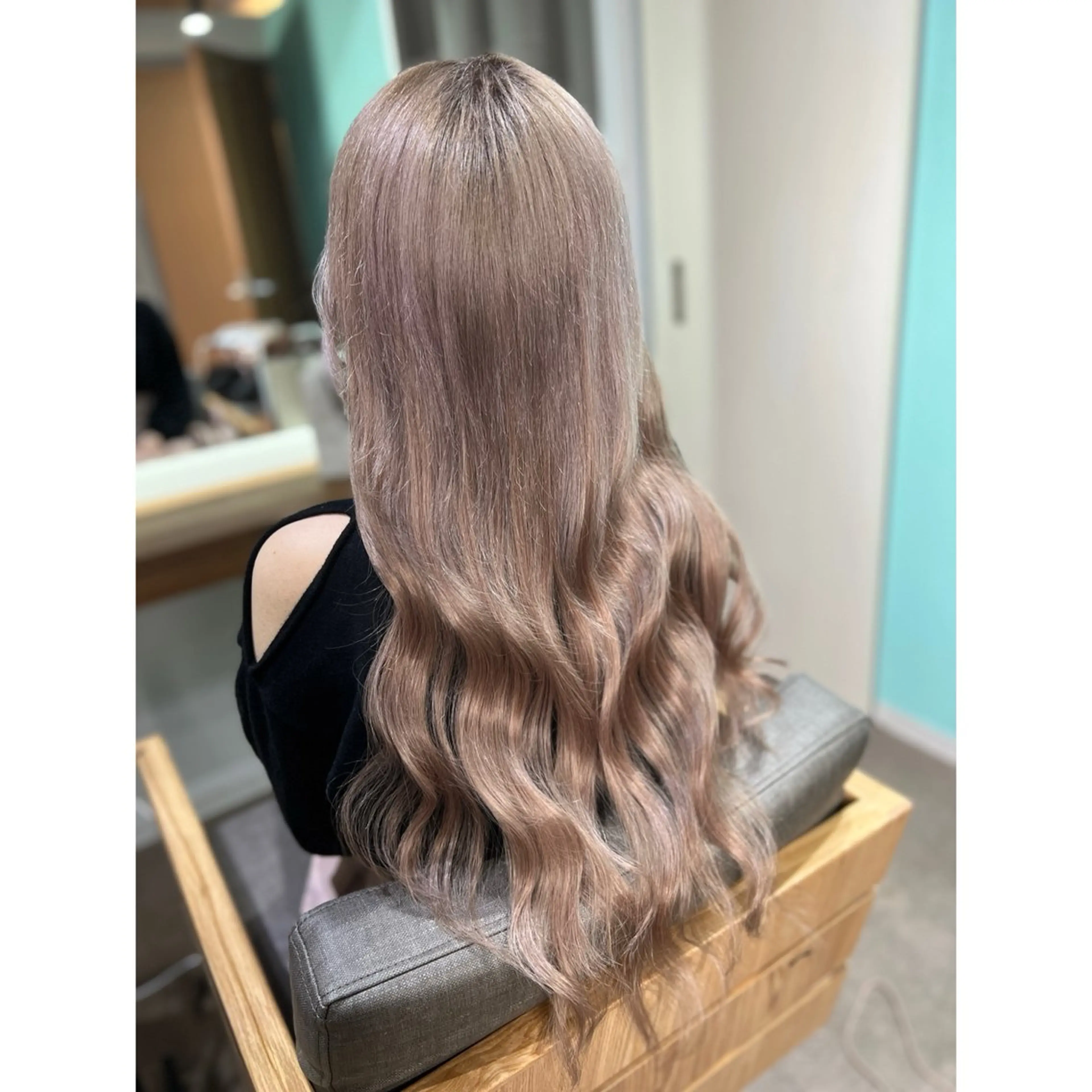 ロング トリートメント エクステ 人気１位🎀有名人も 通う🫅韓国髪専門○のヘアスタイル