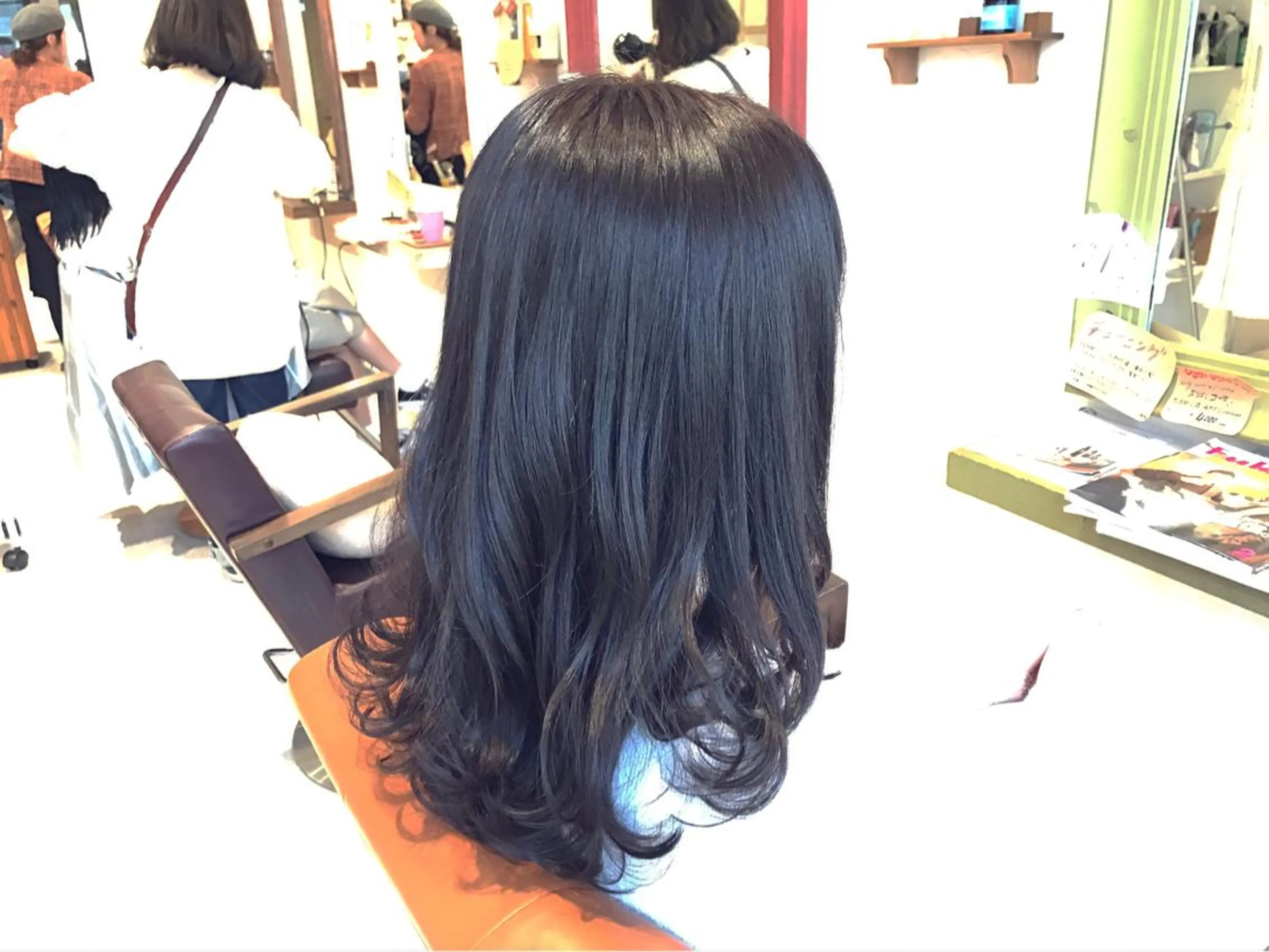 セミロング カラー ネイビーカラー メンズ指名多数!! SiLO 田島のヘアスタイル