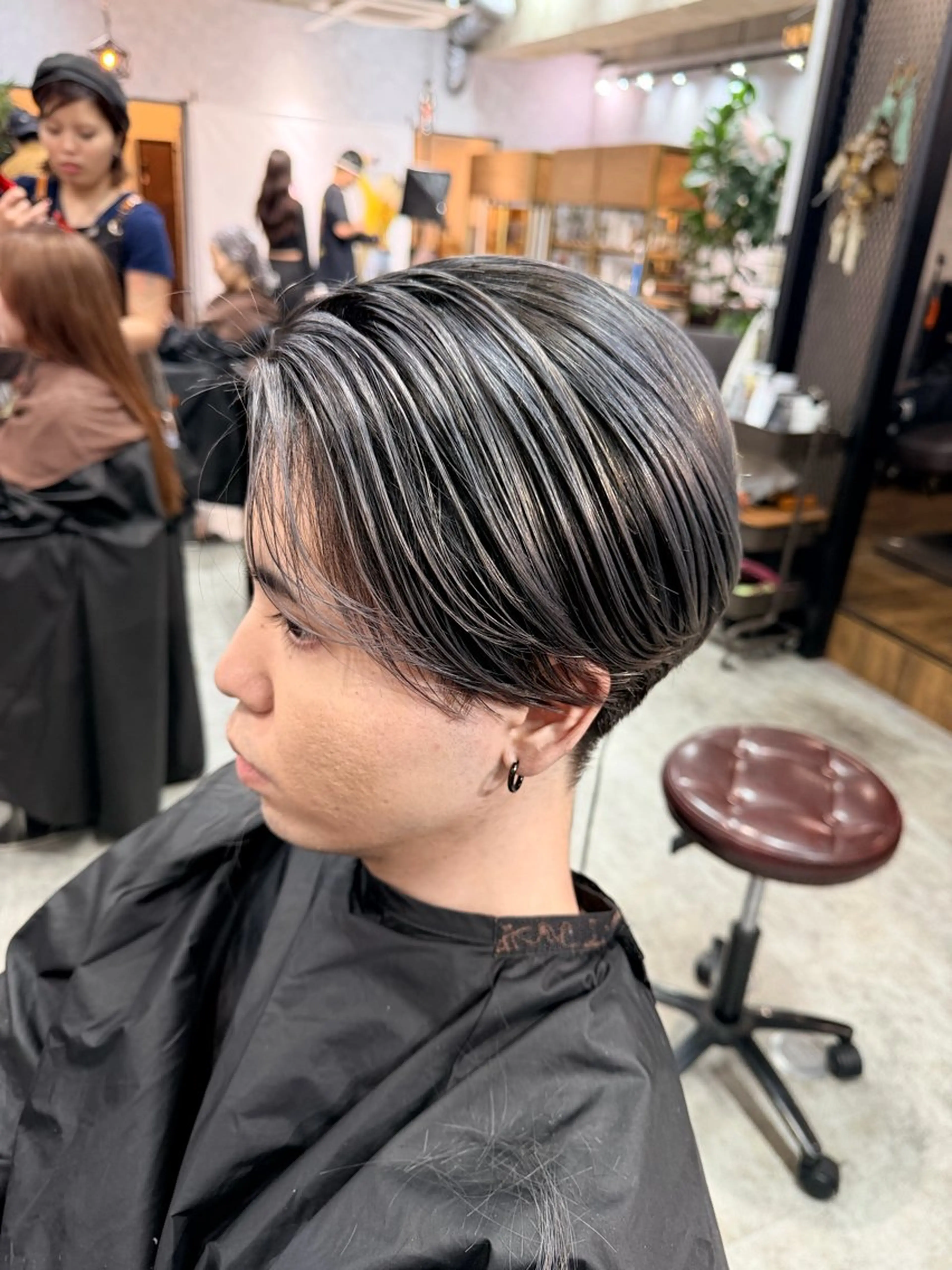 カラー メンズ C'LD Hair トモヤのヘアスタイル