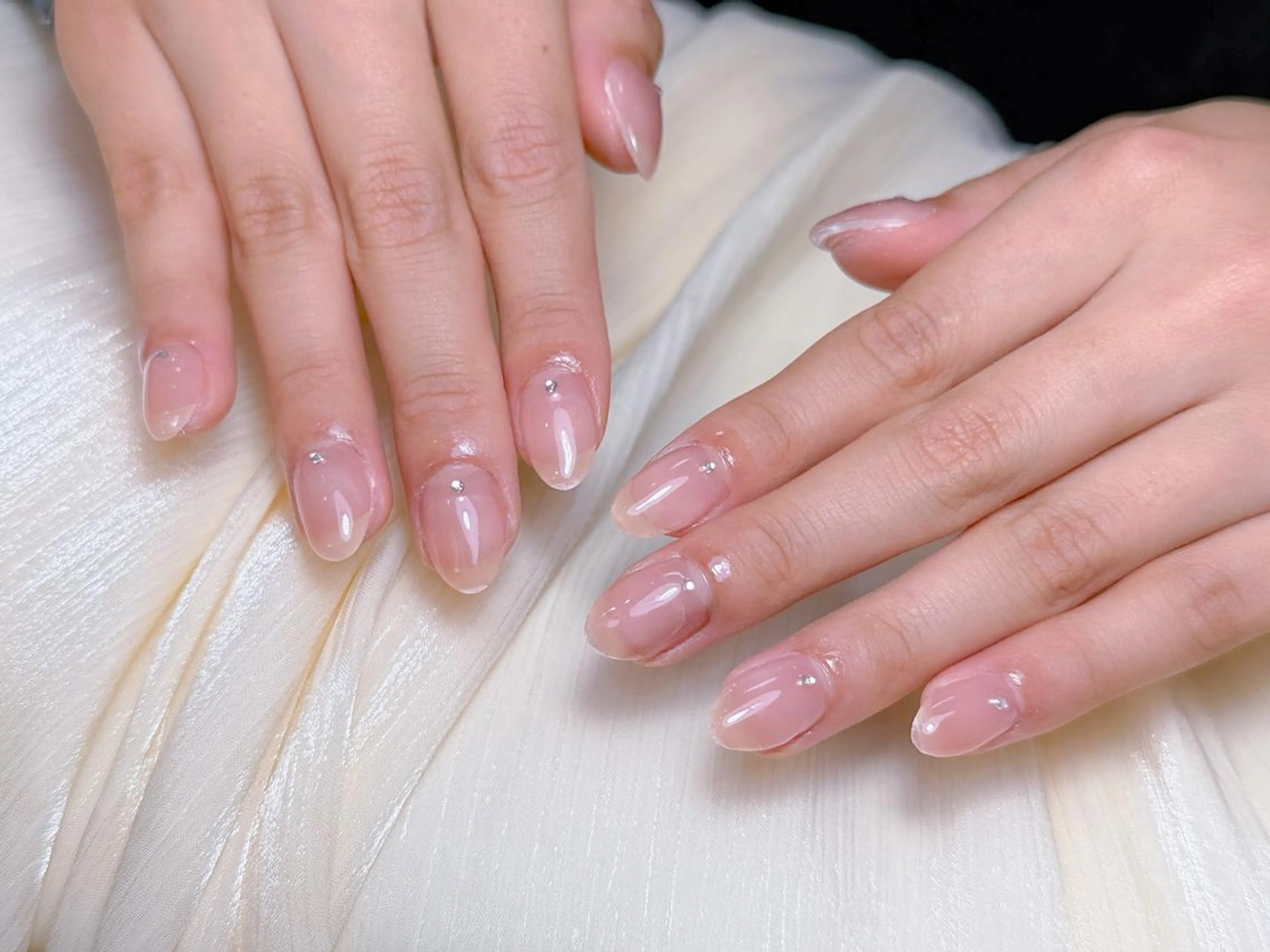 ネイル ハンドネイル ハンドケア Lumina _MIOのネイルデザイン