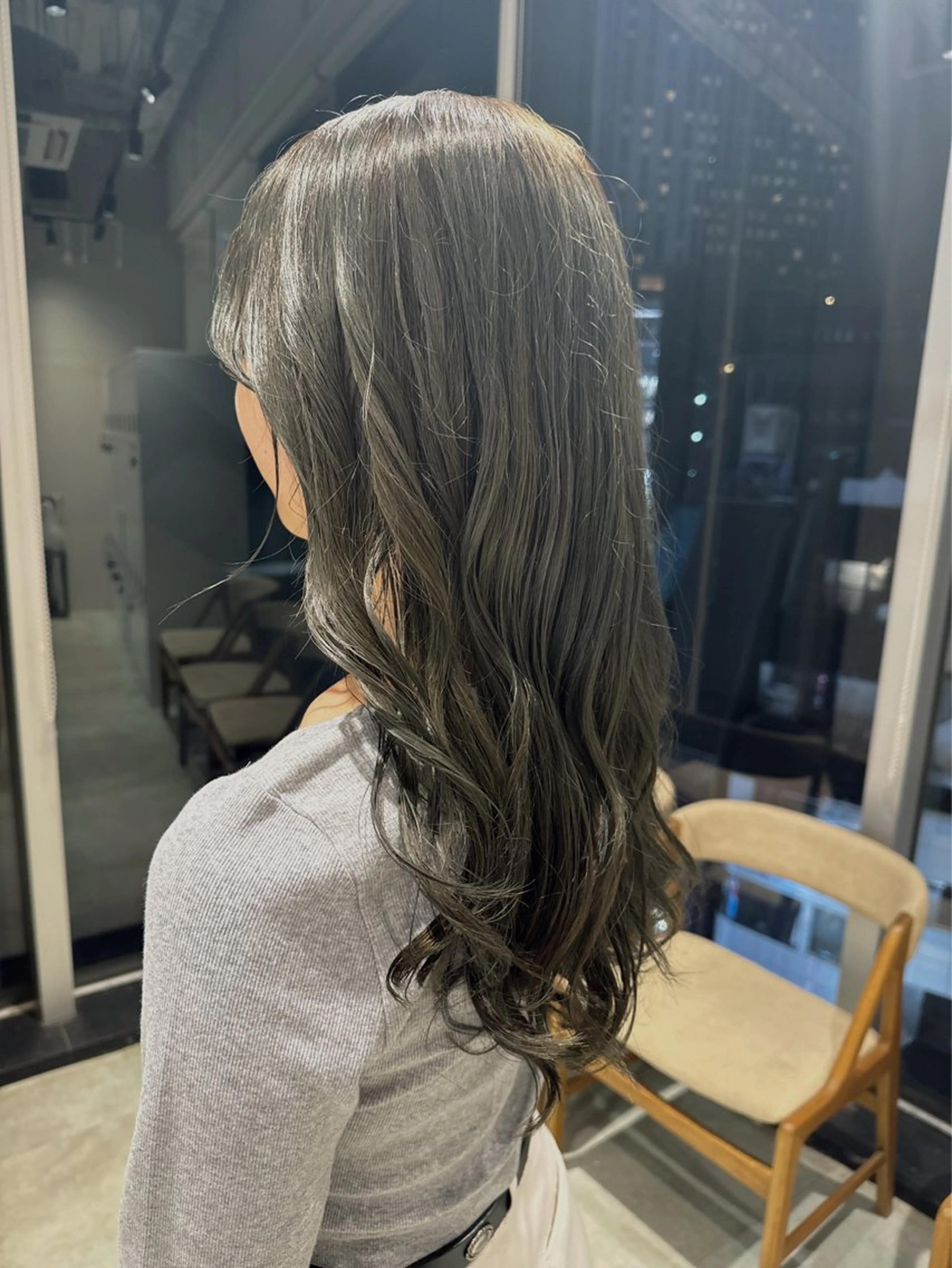 カラー ブリーチ 透明感カラー ダブルカラー グレージュ ブリーチなしカラー カット ヘアカラー トリートメント 透明感カラー✨艶髪 制作🌱山根あゆみのヘアスタイル