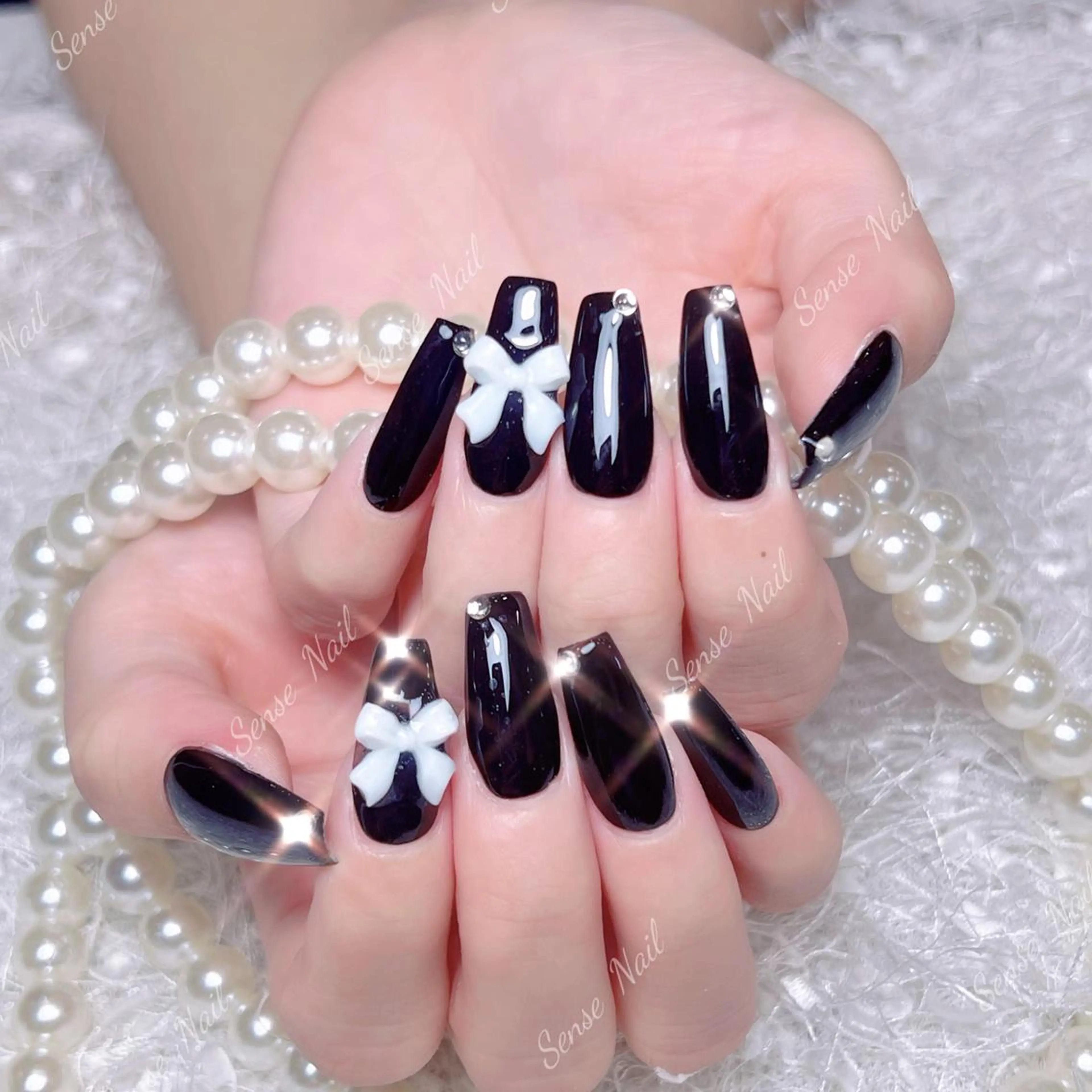 ネイル ストーンネイル ハンドネイル ハンドケア 🎀Sense Nail渋谷店🎀のネイルデザイン