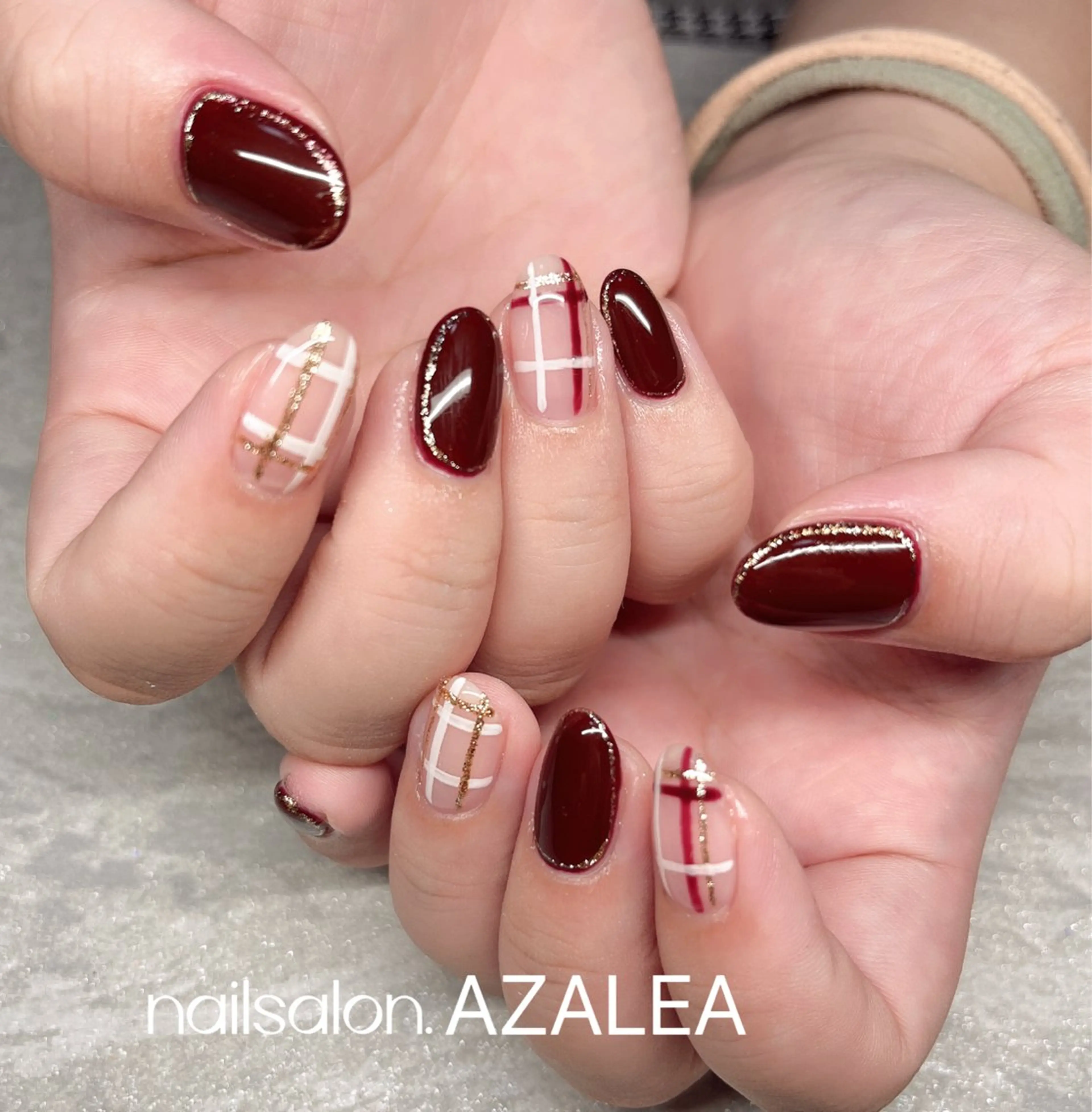 ネイル R inのネイルデザイン