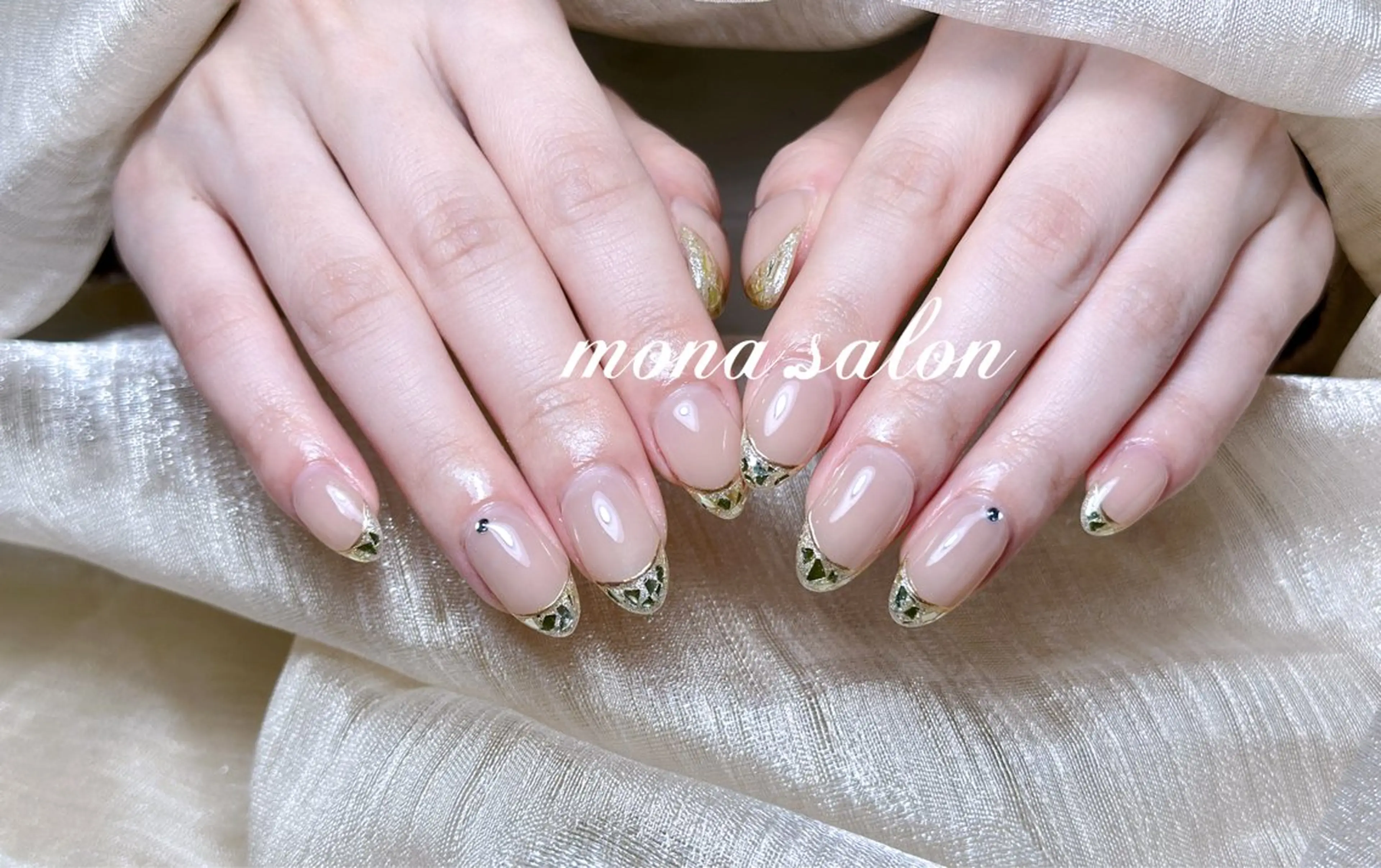 ネイル ハンドネイル Mona【パラジェル ・長さ出し専門店】のネイルデザイン