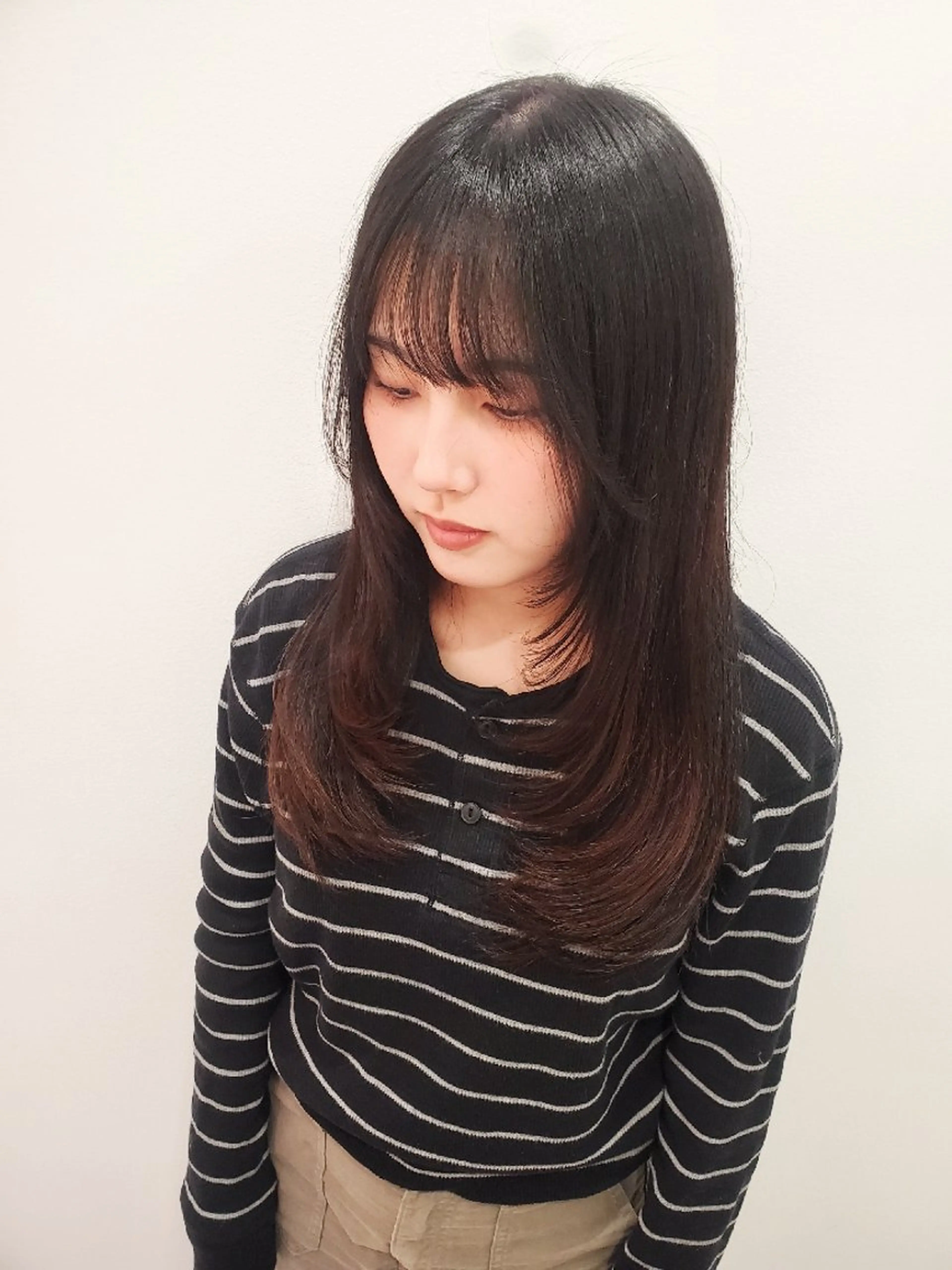 セミロング カット トリートメント ヘッドスパ 齋藤 愛美のヘアスタイル