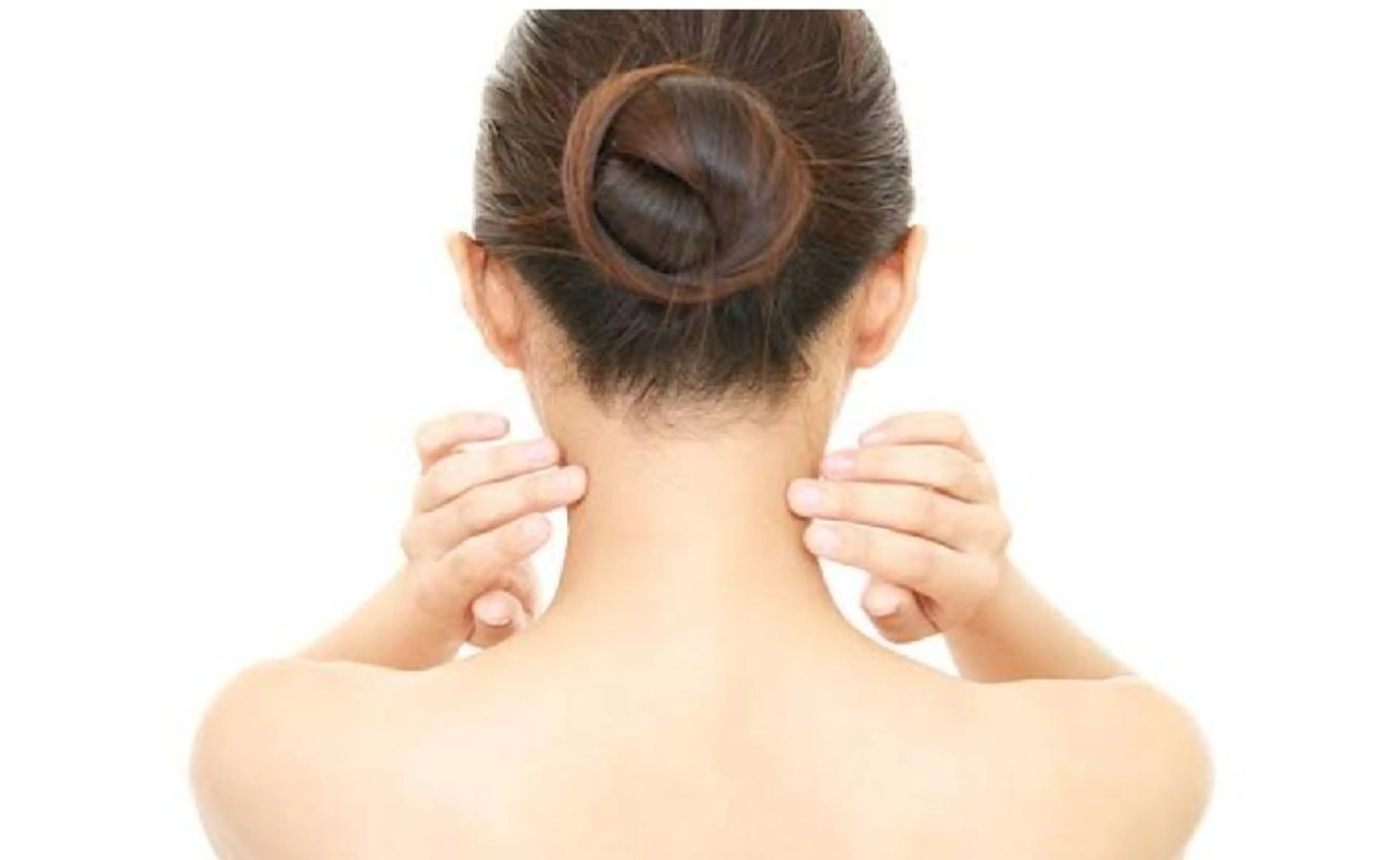 うなじ、肩、背中上部の写真