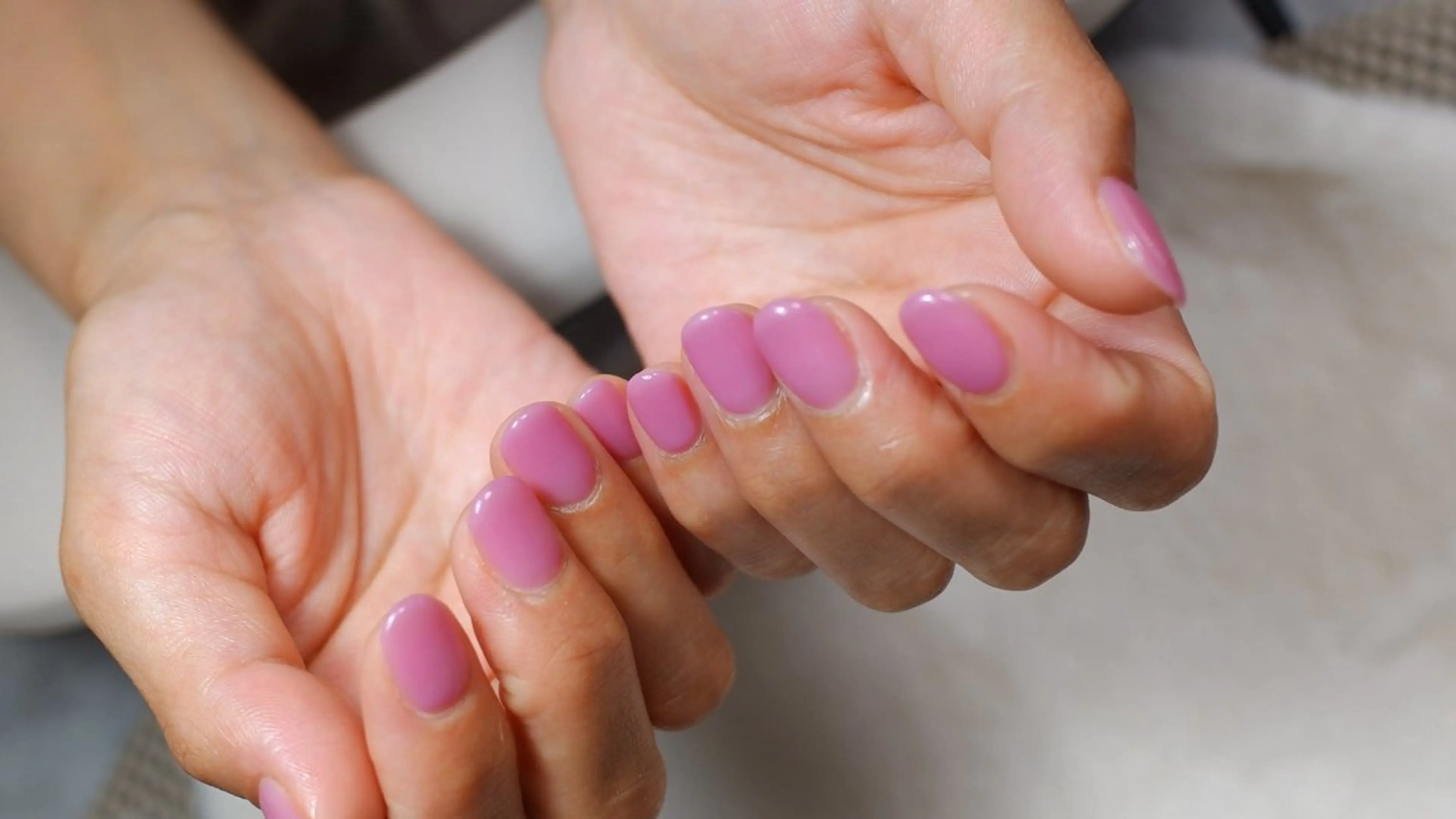 ネイル オフィスネイル ピンク ハンドネイル hamasaki sakiのネイルデザイン
