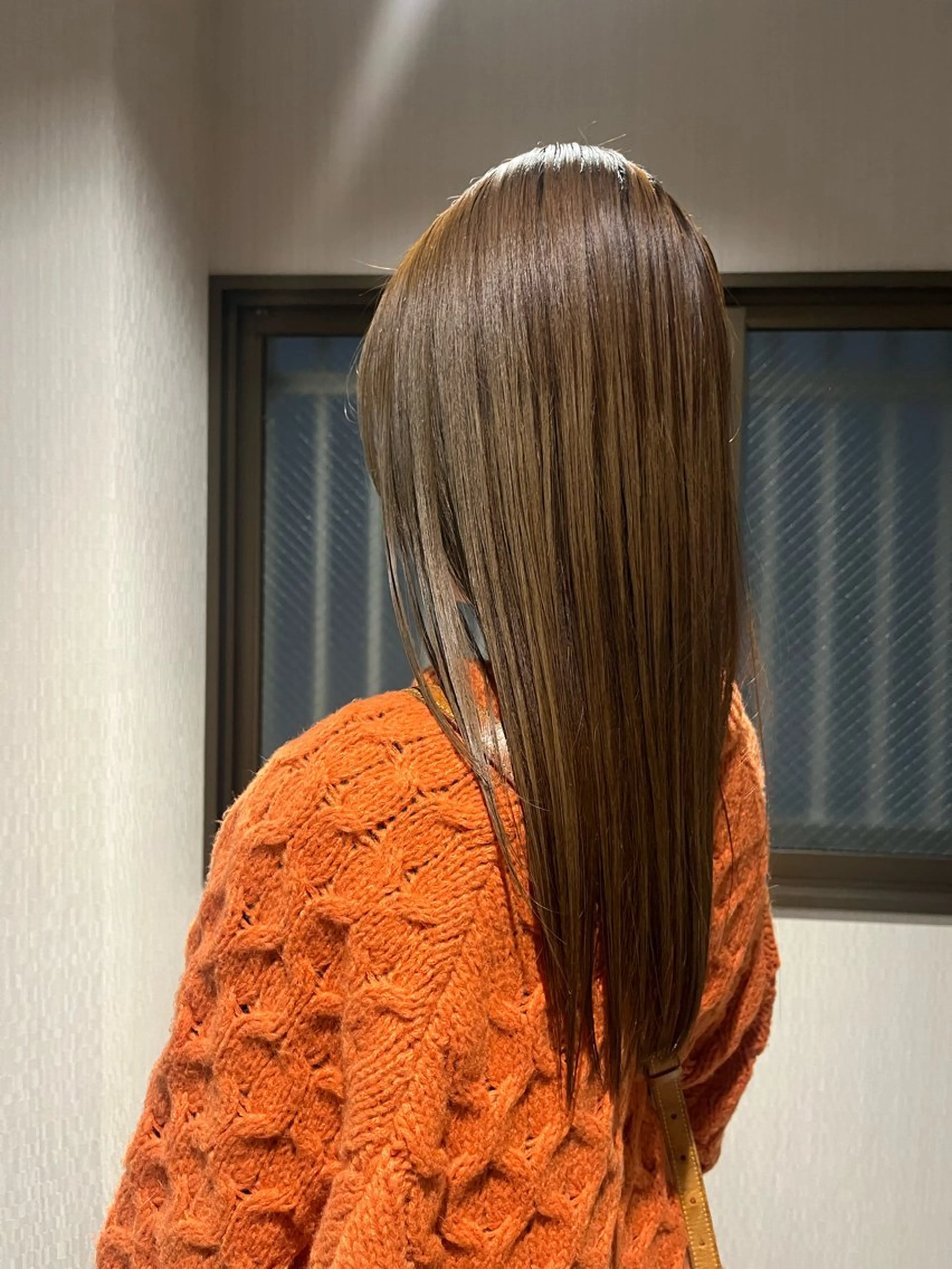 ロング 小長谷 夕菜のヘアスタイル