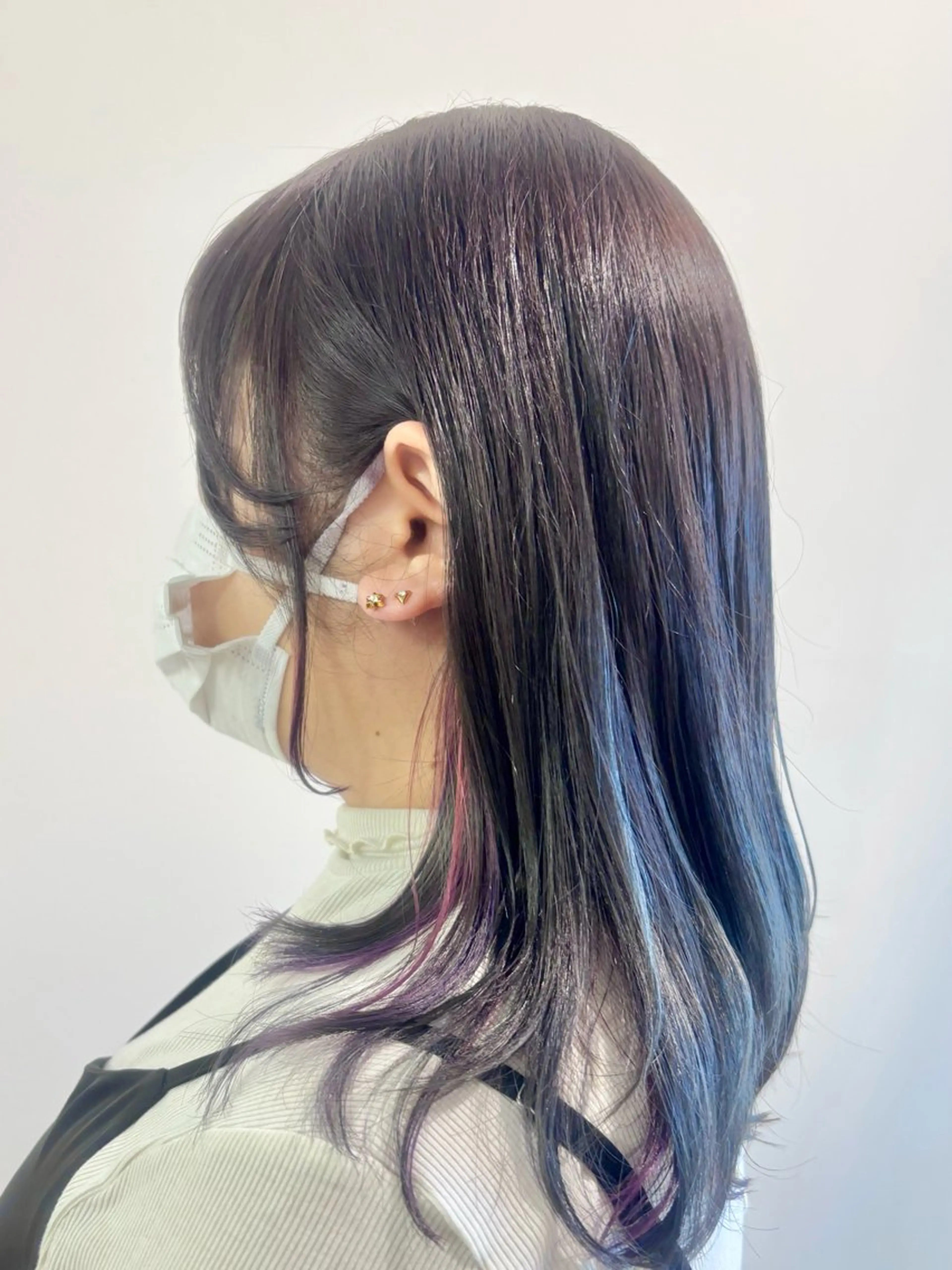 セミロング カラー 古川 琴美のヘアスタイル