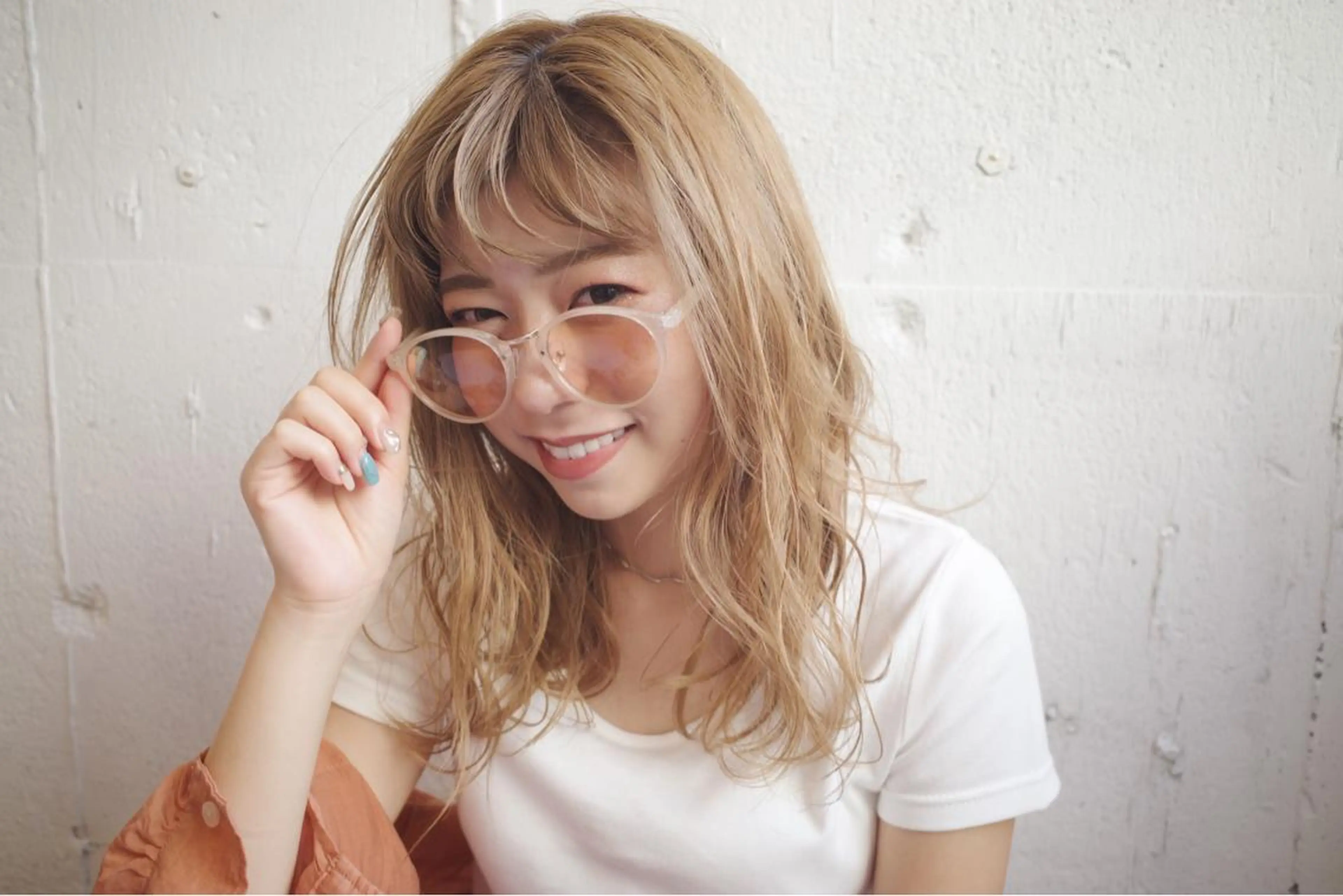 ミディアム カラー ハイトーンカラー ふくだ りさ【ciAo!】のヘアスタイル