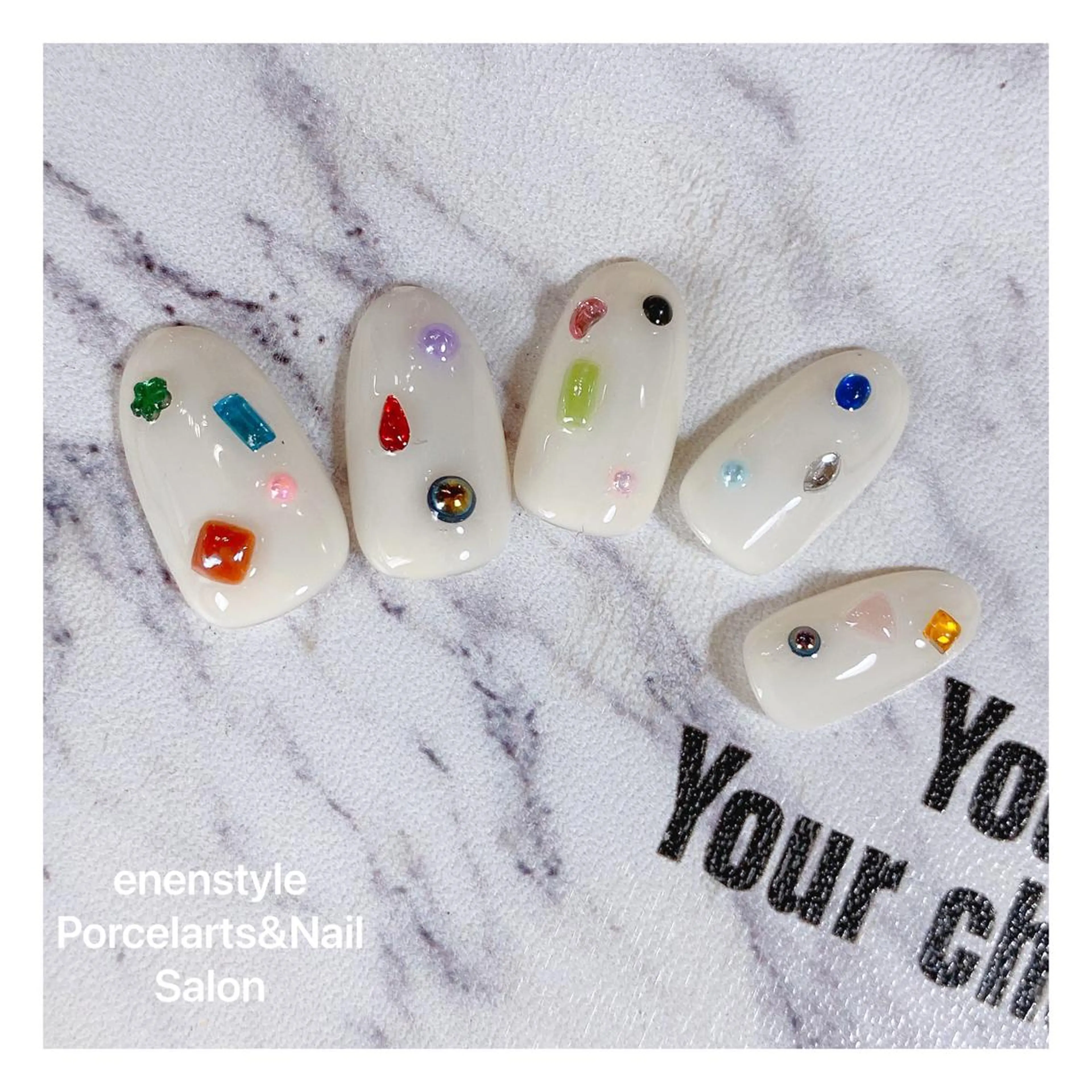 ミディアム ネイル ハンドネイル 👑enen style👑のネイルデザイン