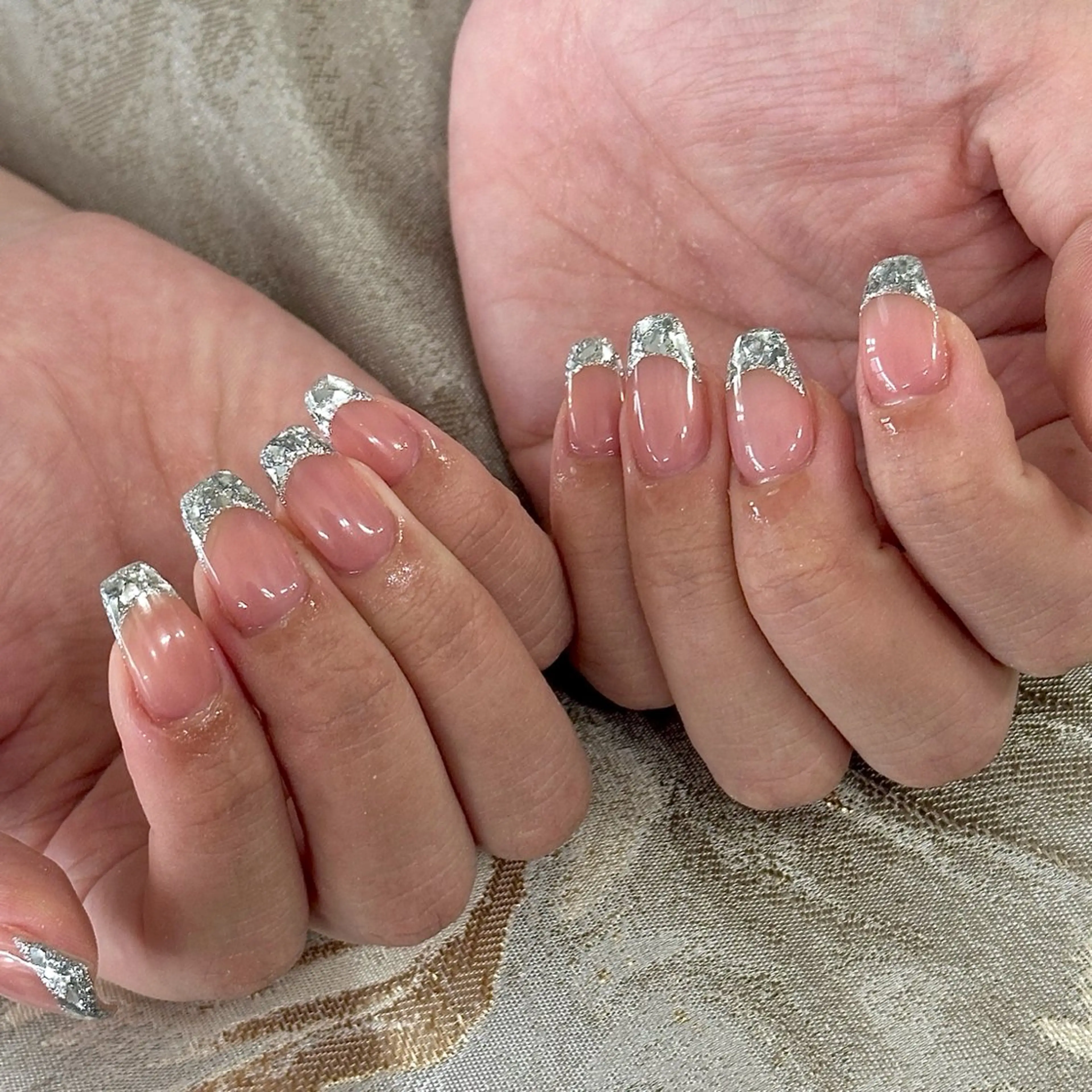 ネイル フレンチネイル ガラスフレンチ Crea AIRI🎀のネイルデザイン