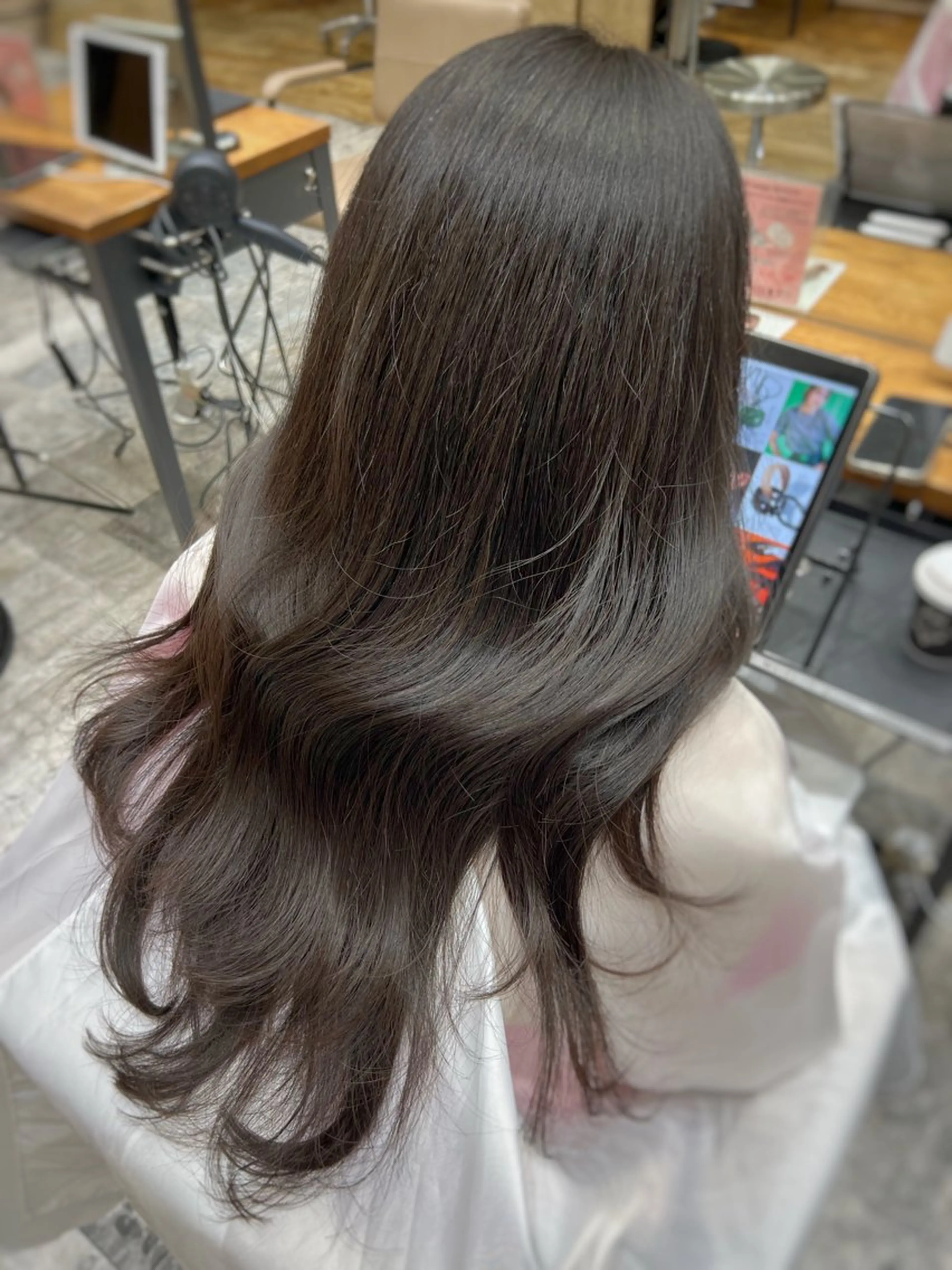 ロング 💍新宿ショート 💍岩田莉奈のヘアスタイル