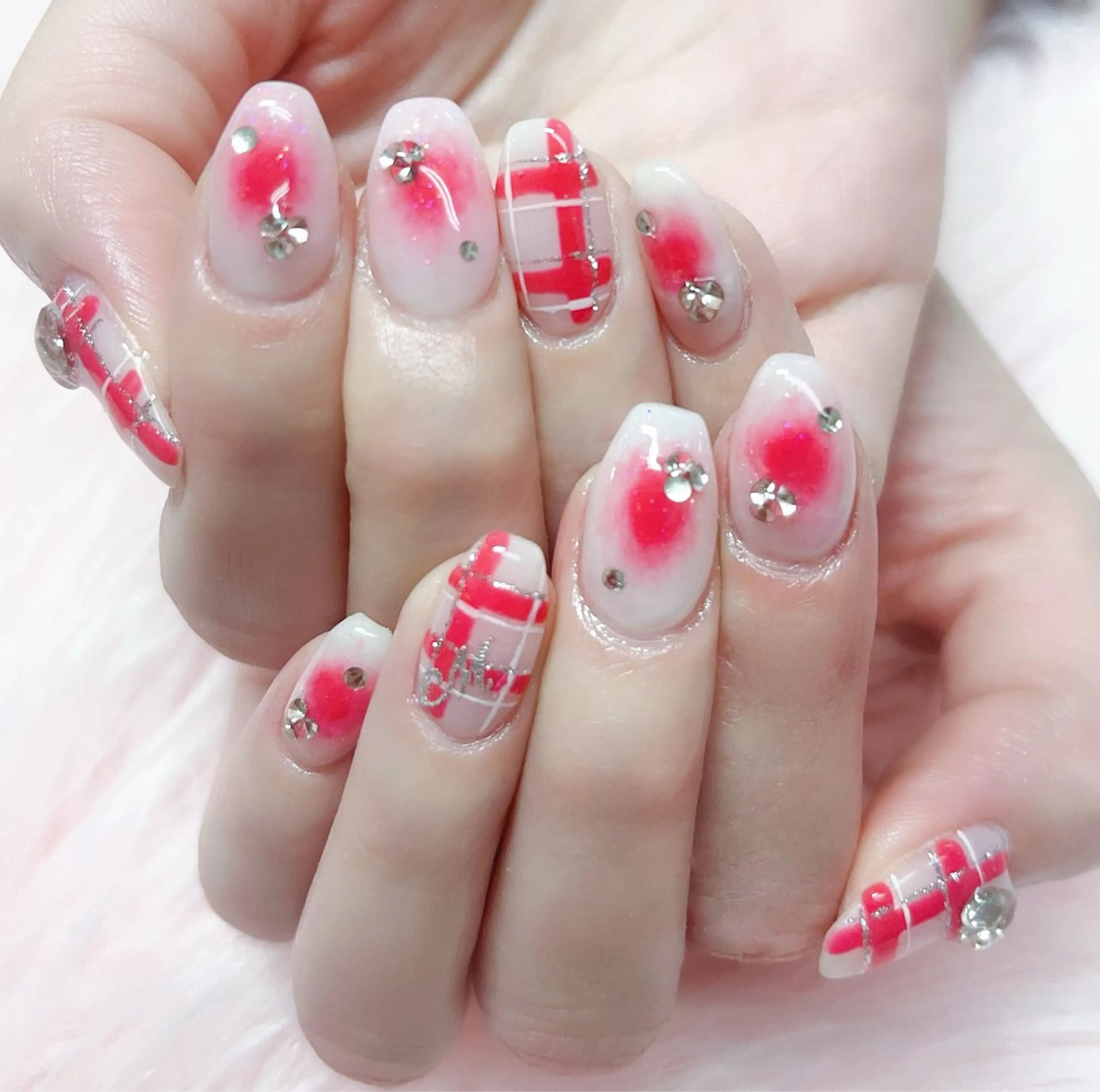 ネイル ハンドネイル MoonNail ユリ🌸のネイルデザイン