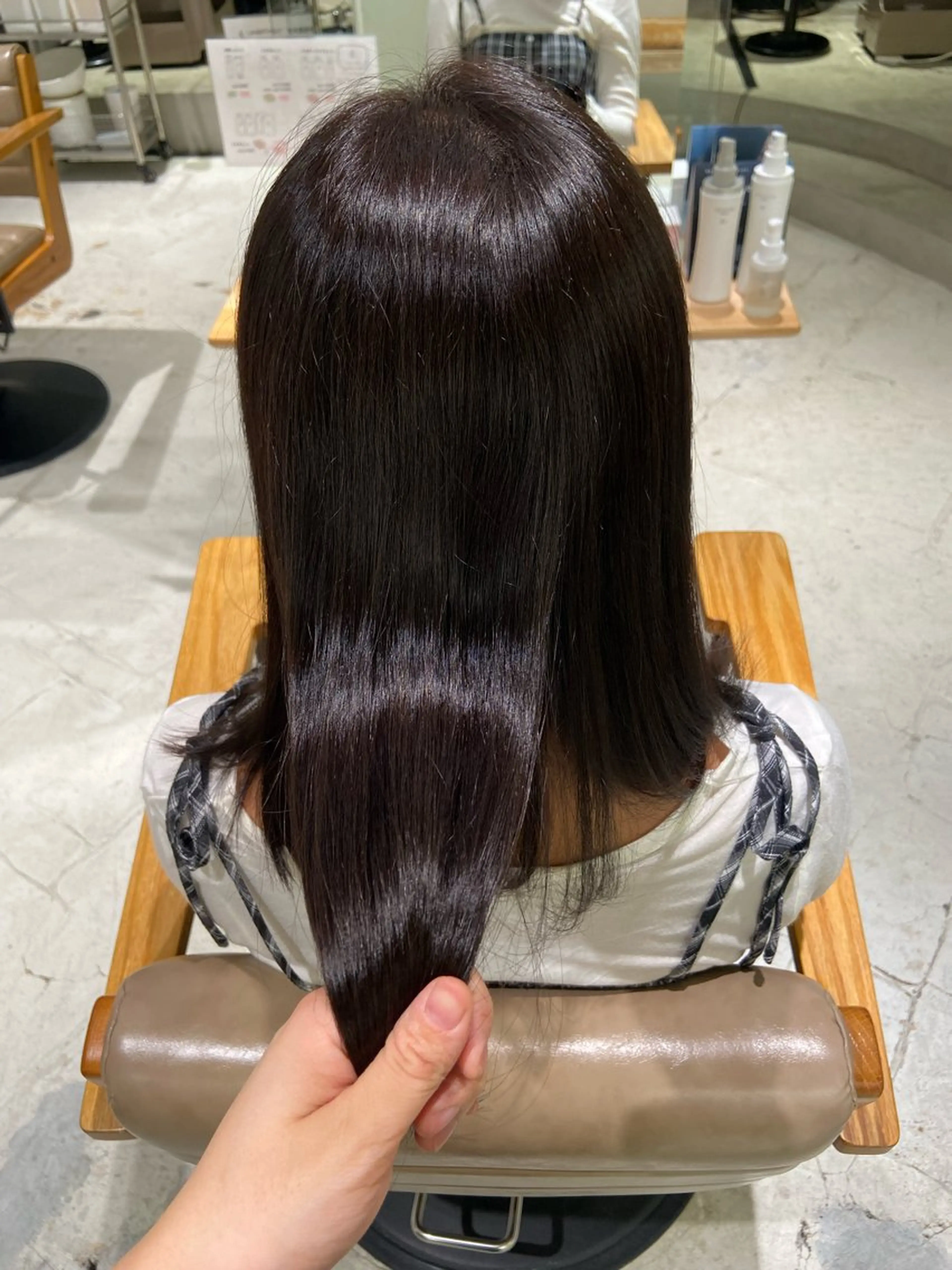 カラー UNBIRTHDAY いずみのヘアスタイル
