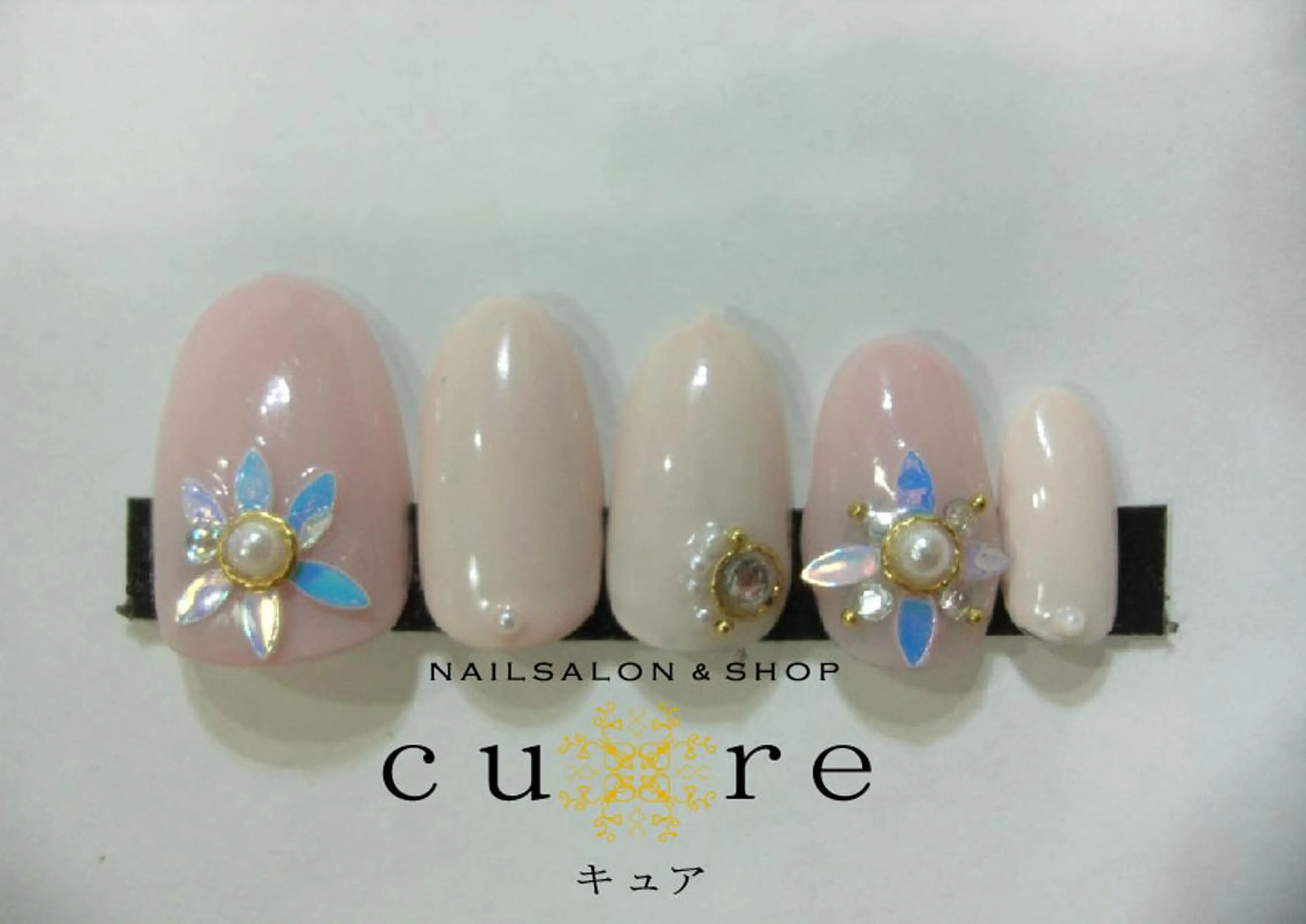 ネイル ジェルネイル ハンドネイル ネイルサロン Cureのネイルデザイン