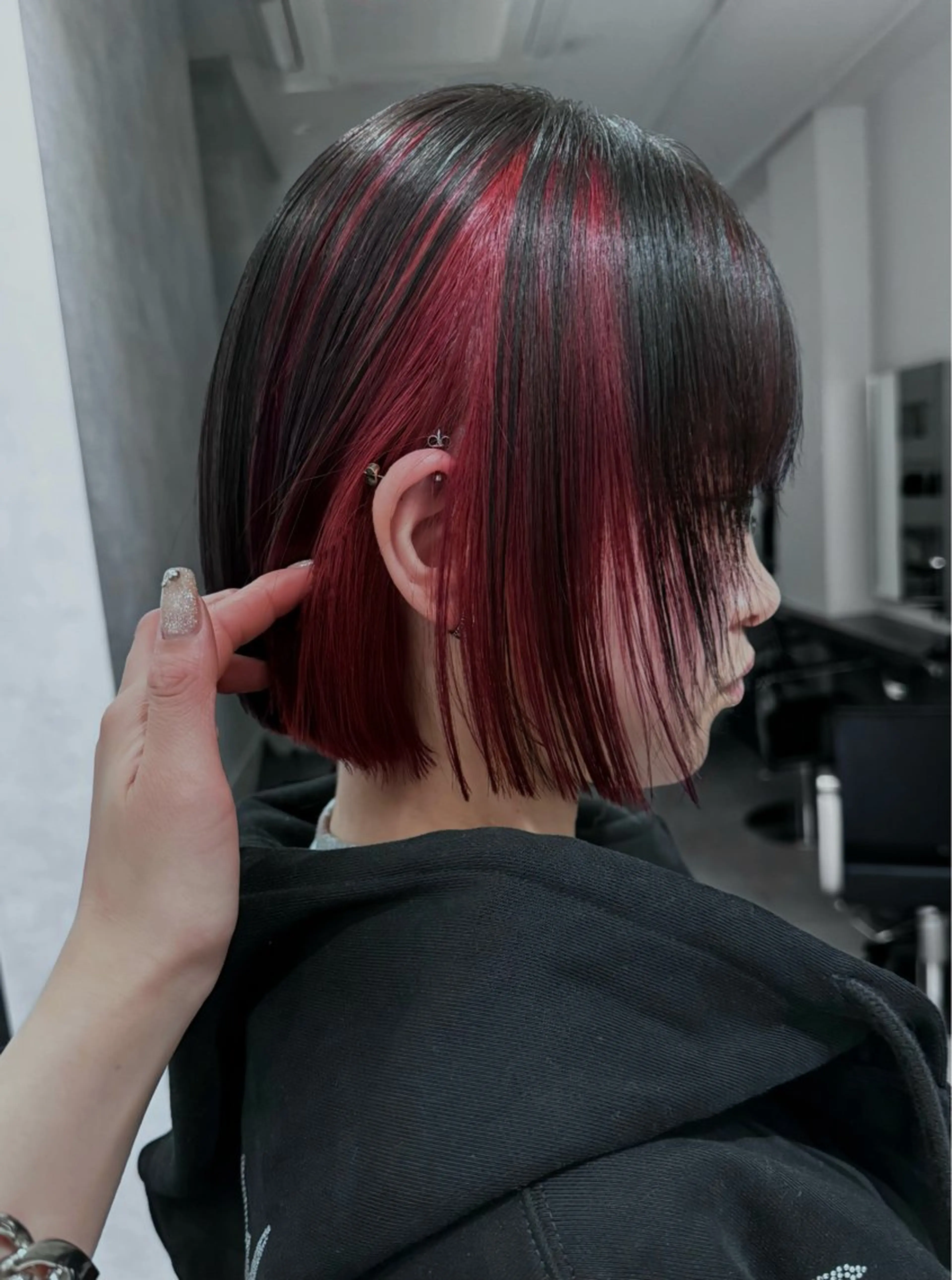 カラー 縄田 凜音のヘアスタイル