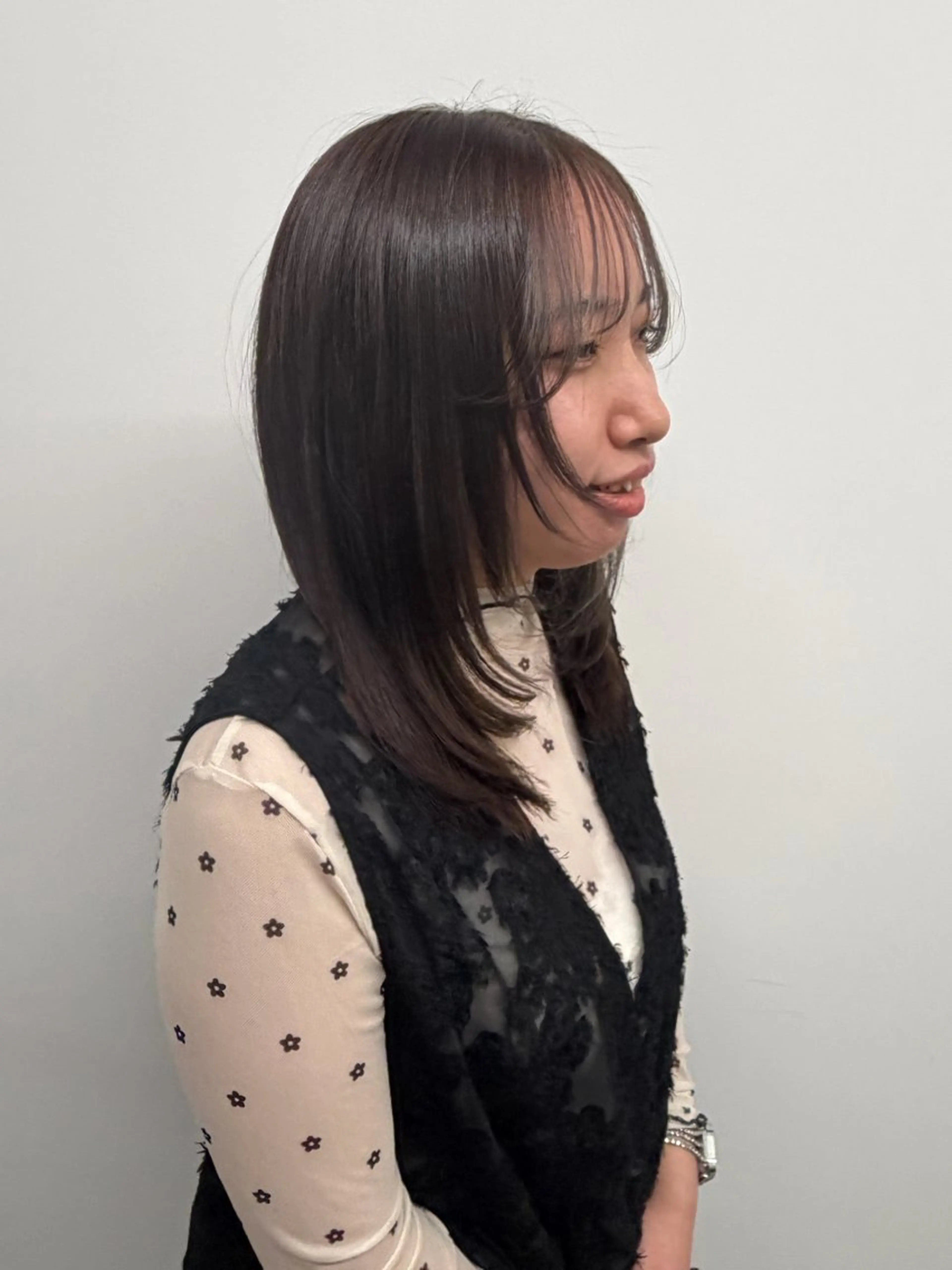 カラー ヘアカラー LOA Riaのヘアスタイル