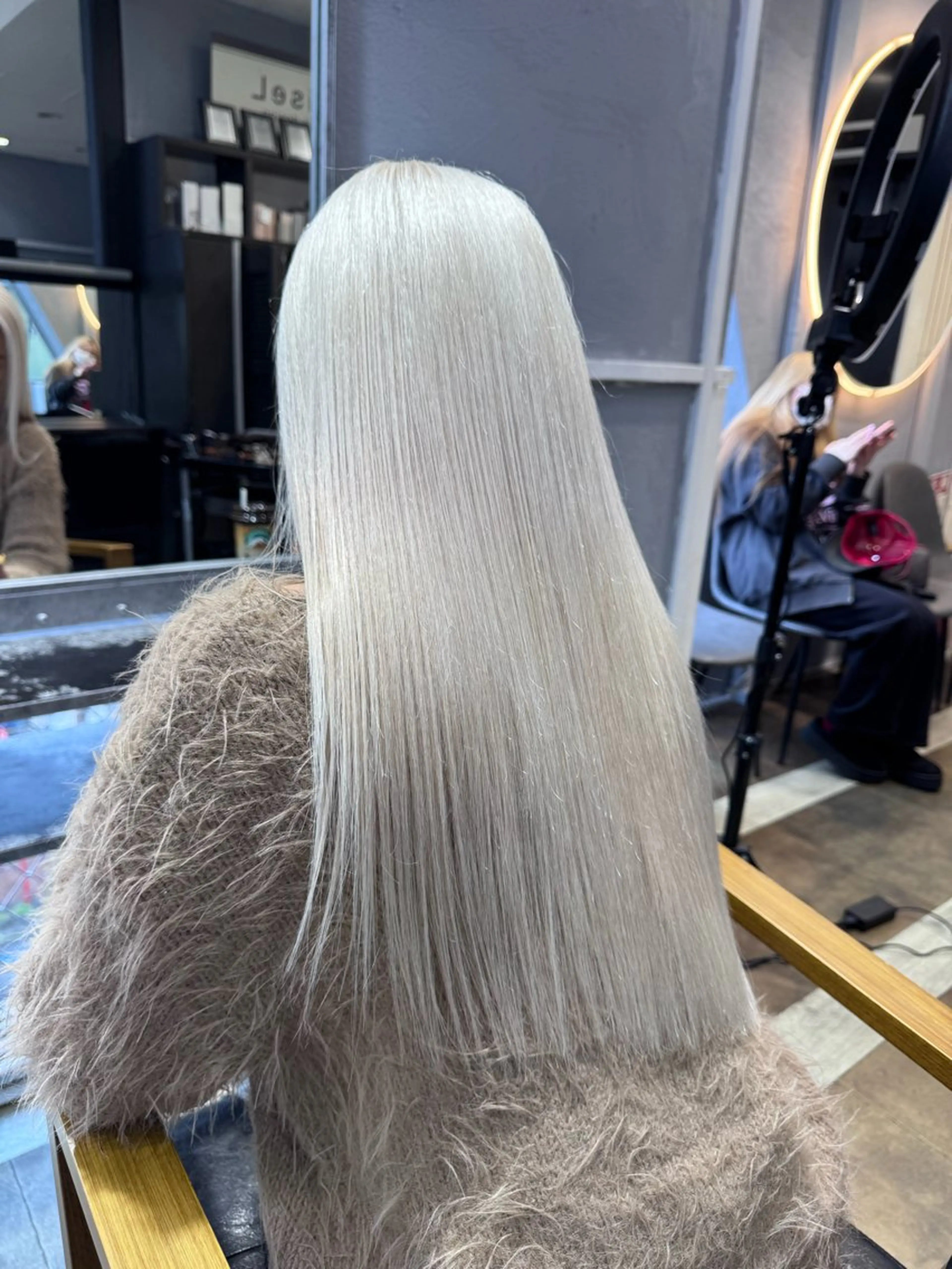 セミロング カラー dao/ミルクティー /ブラウン/ブロンドのヘアスタイル