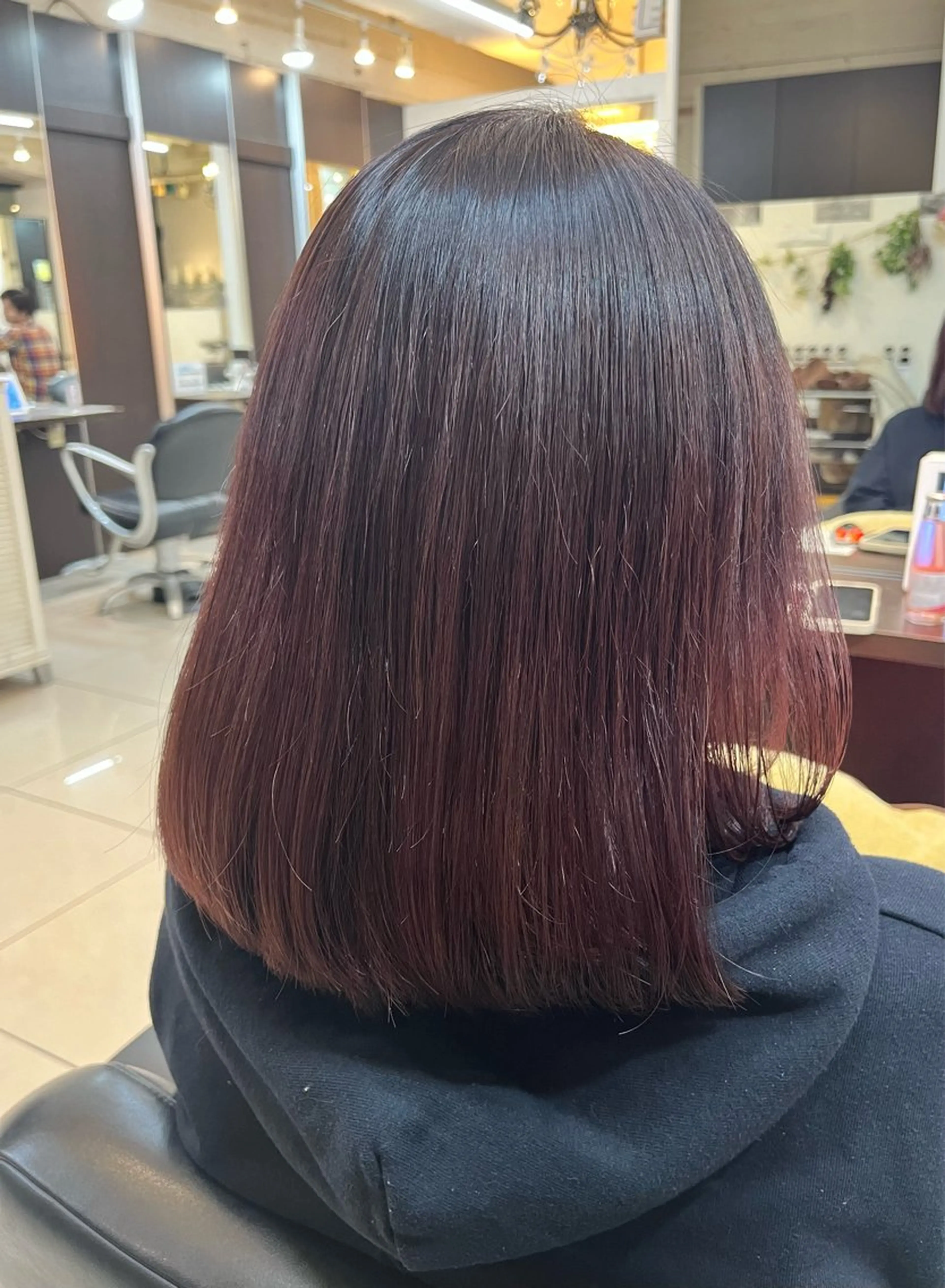 セミロング カラー ブラウンカラー ピンクカラー ピンクブラウン 🍒 SANA🍒のヘアスタイル