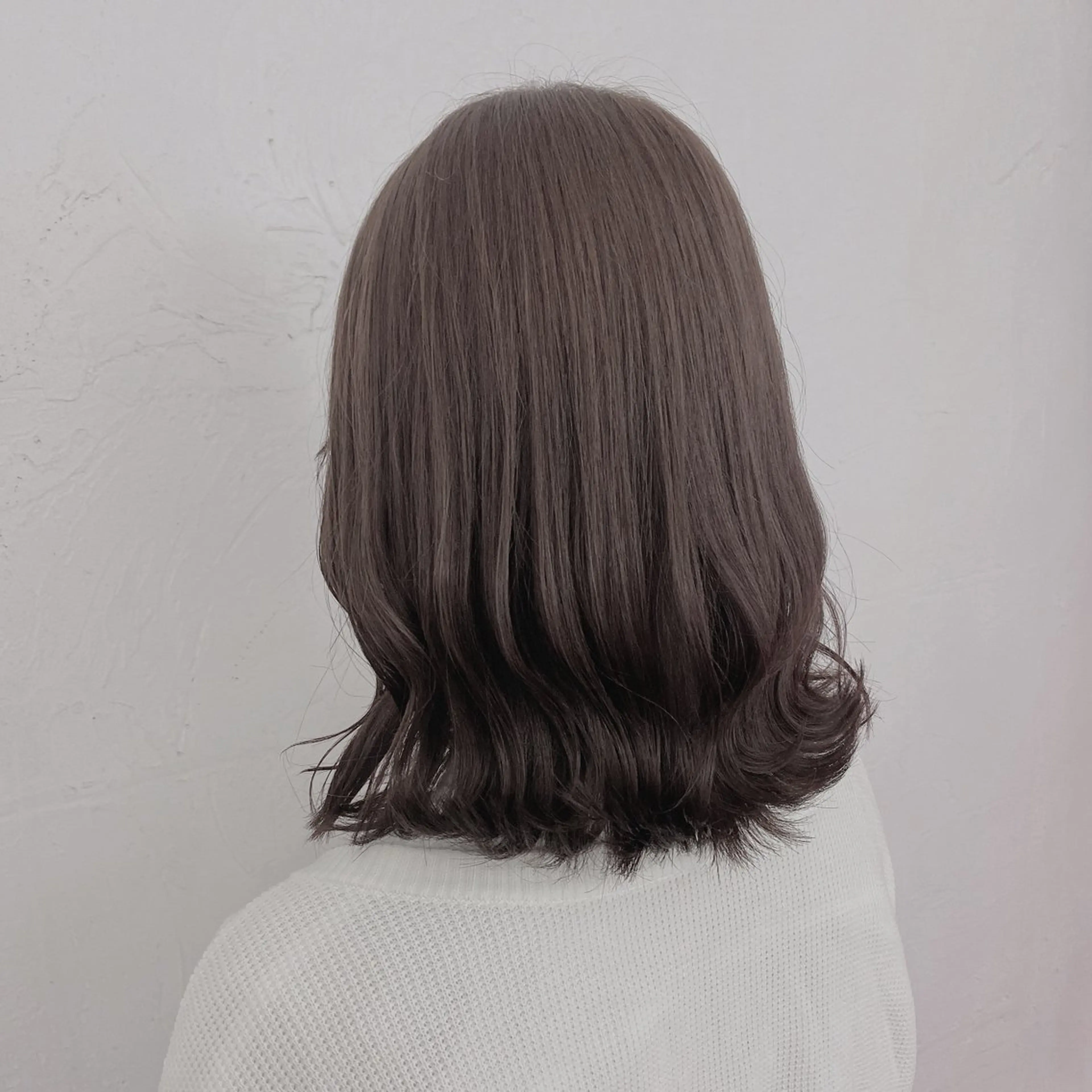 ミディアム カラー カット ヘアカラー トリートメント ヘッドスパ ヘアセット 𓏸レイヤー髪質改善 透けカラーカノン🫧のヘアスタイル