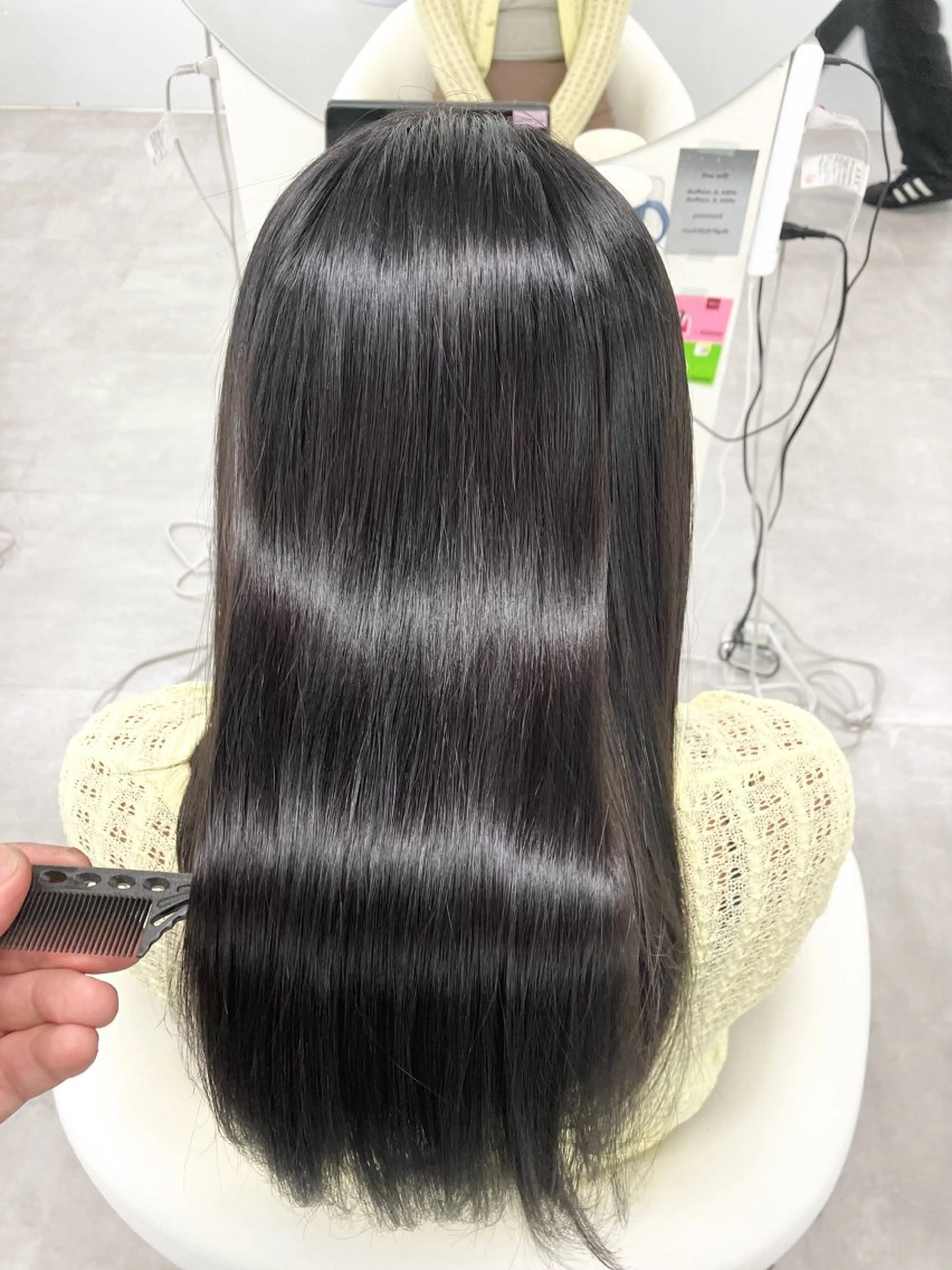 ロング カラー door white hideのヘアスタイル