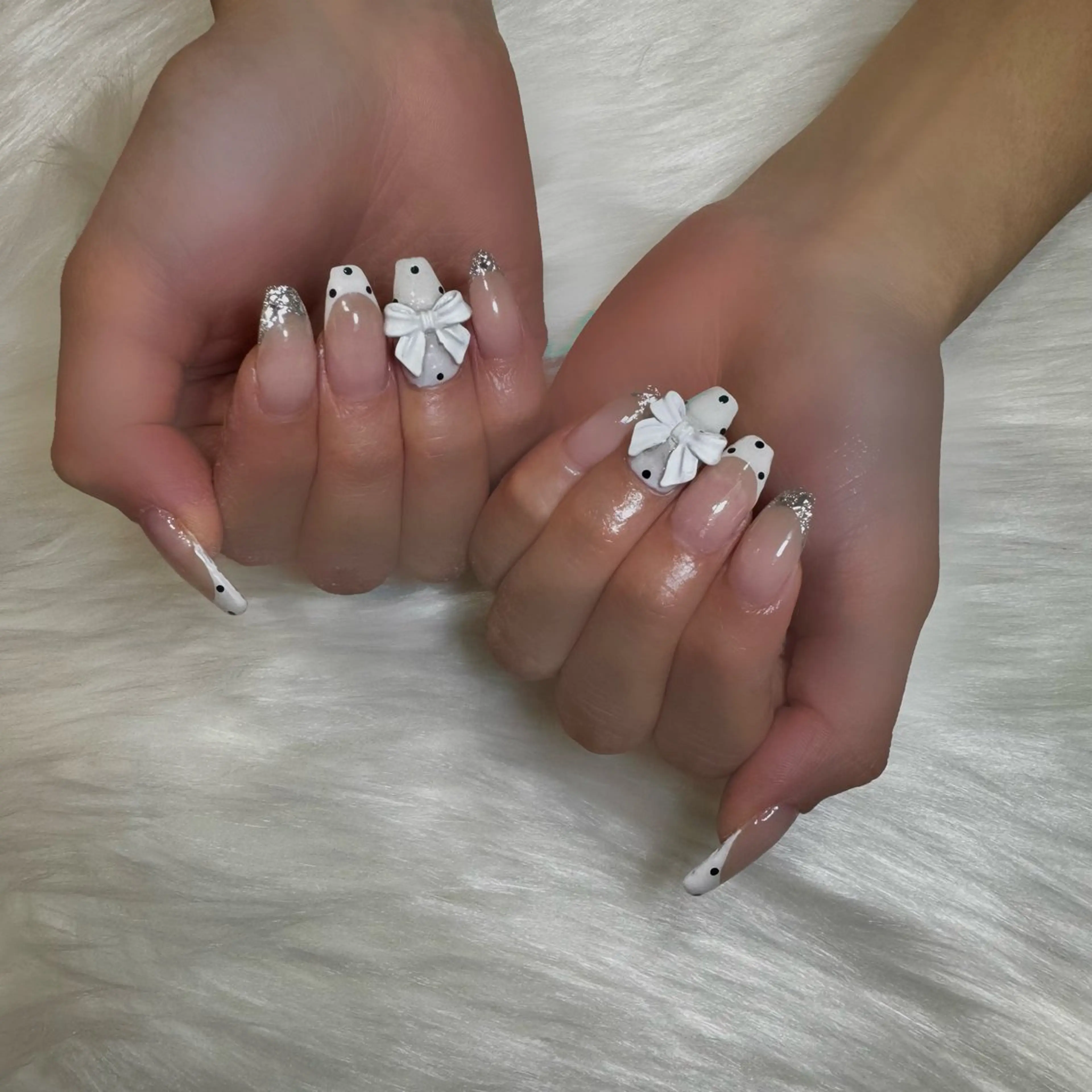 ネイル ハンドネイル Tiara♛ティアラ 山口くるみのネイルデザイン