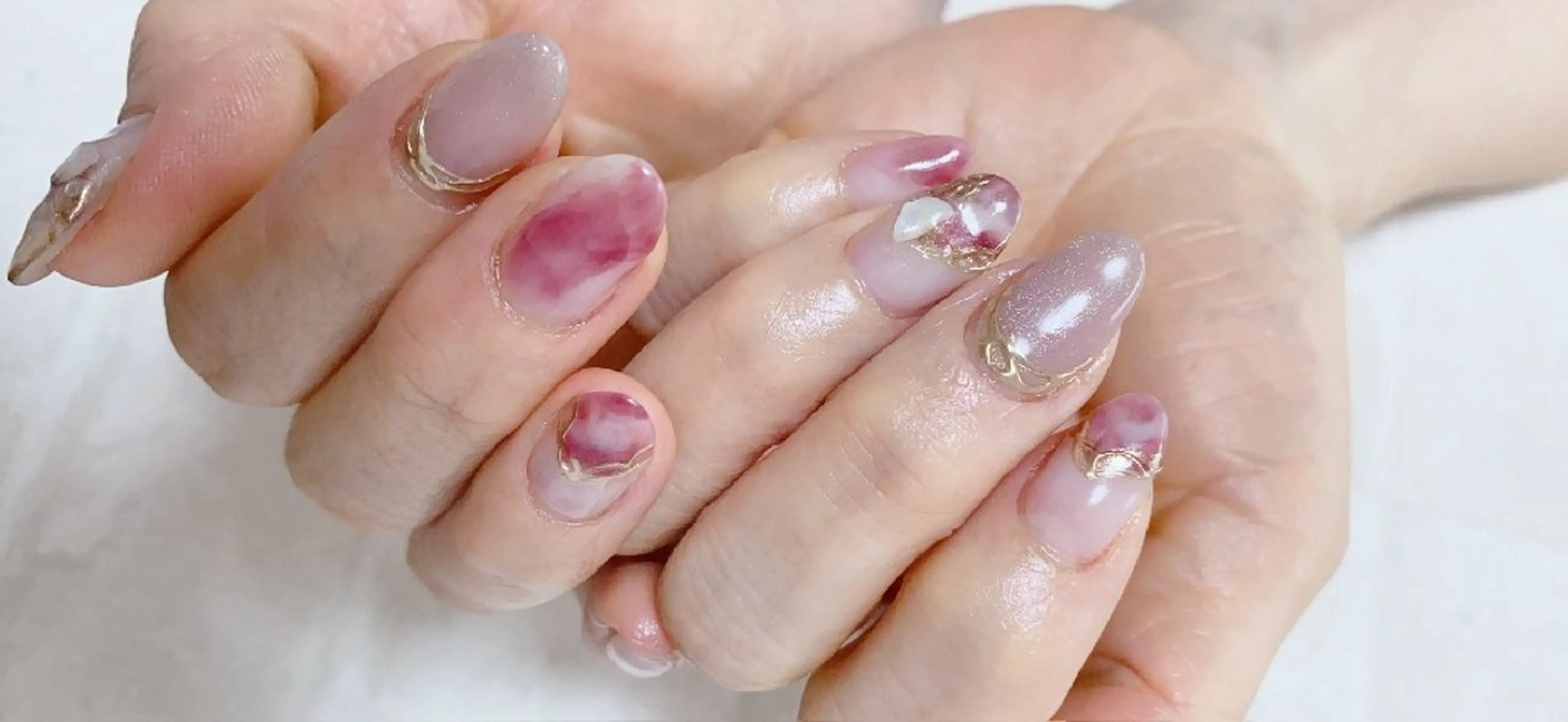 ネイル Fleur 【フルール】のネイルデザイン