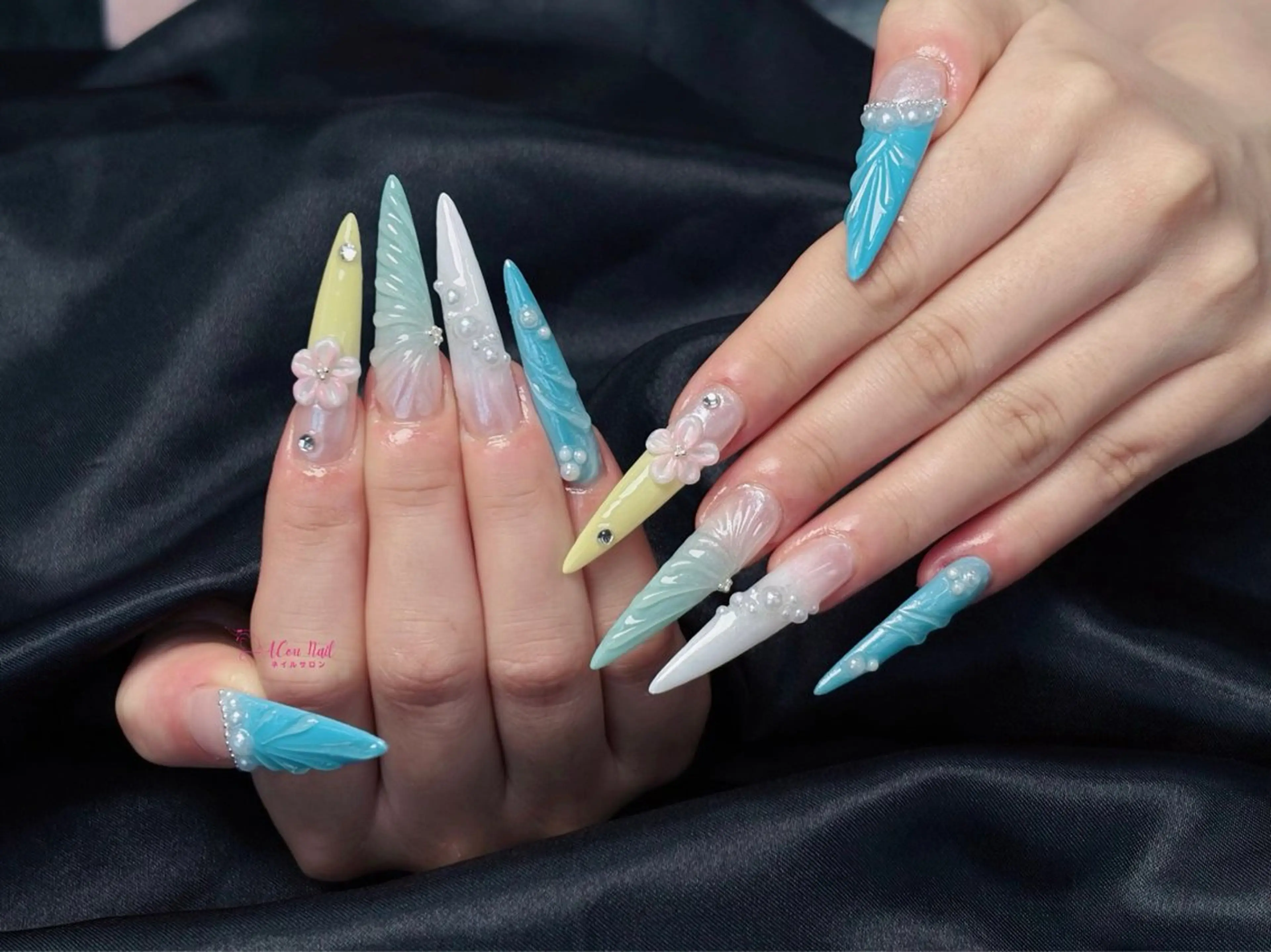 ネイル 桜ネイル 長さ出し フラワーネイル フレンチネイル ジェルネイル ハンドネイル ACon NailSalonのネイルデザイン