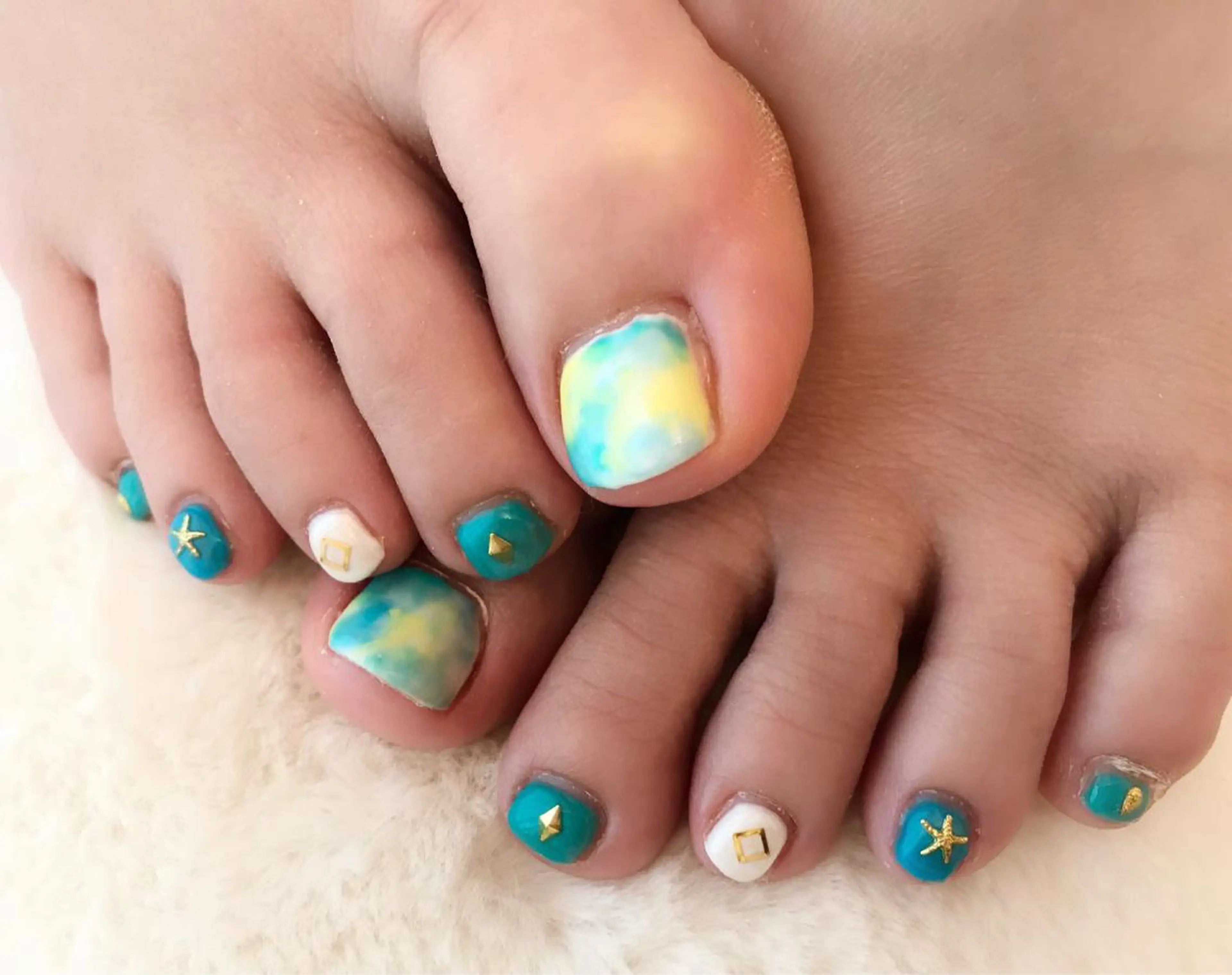 ネイル フットネイル エース ネイルのネイルデザイン