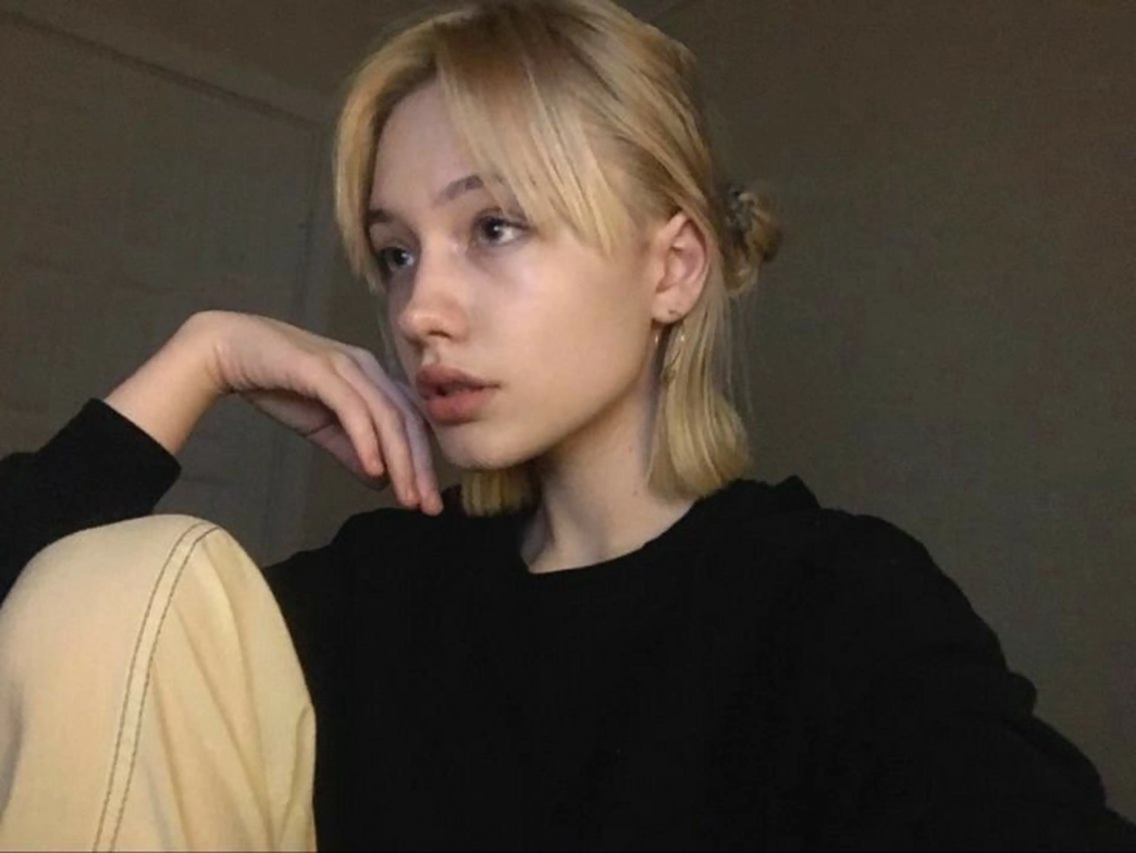 ミディアム カット YUUKI/ウルフ .ボブパーマのヘアスタイル