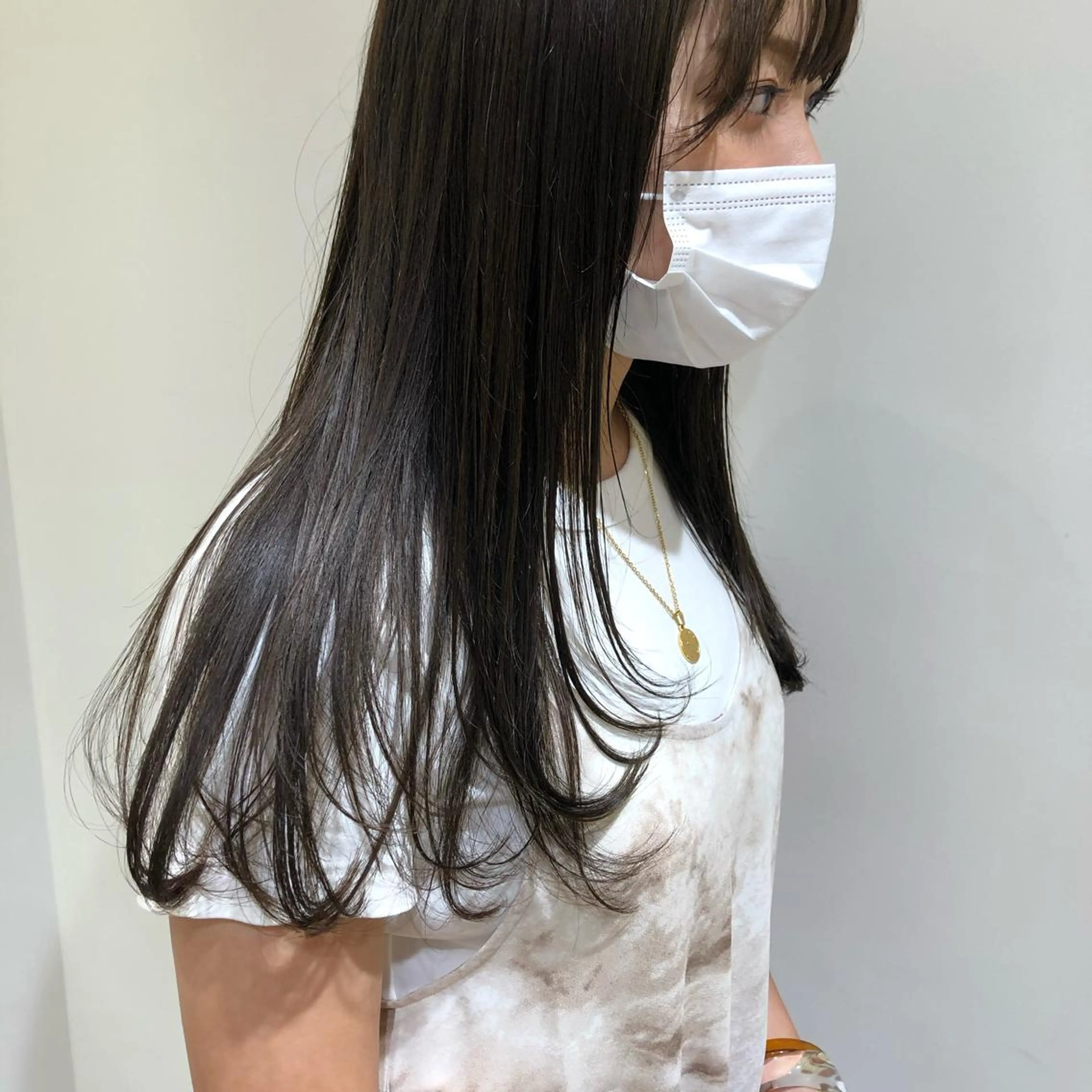 カラー ヘアカラー 大橋 芽衣のヘアスタイル