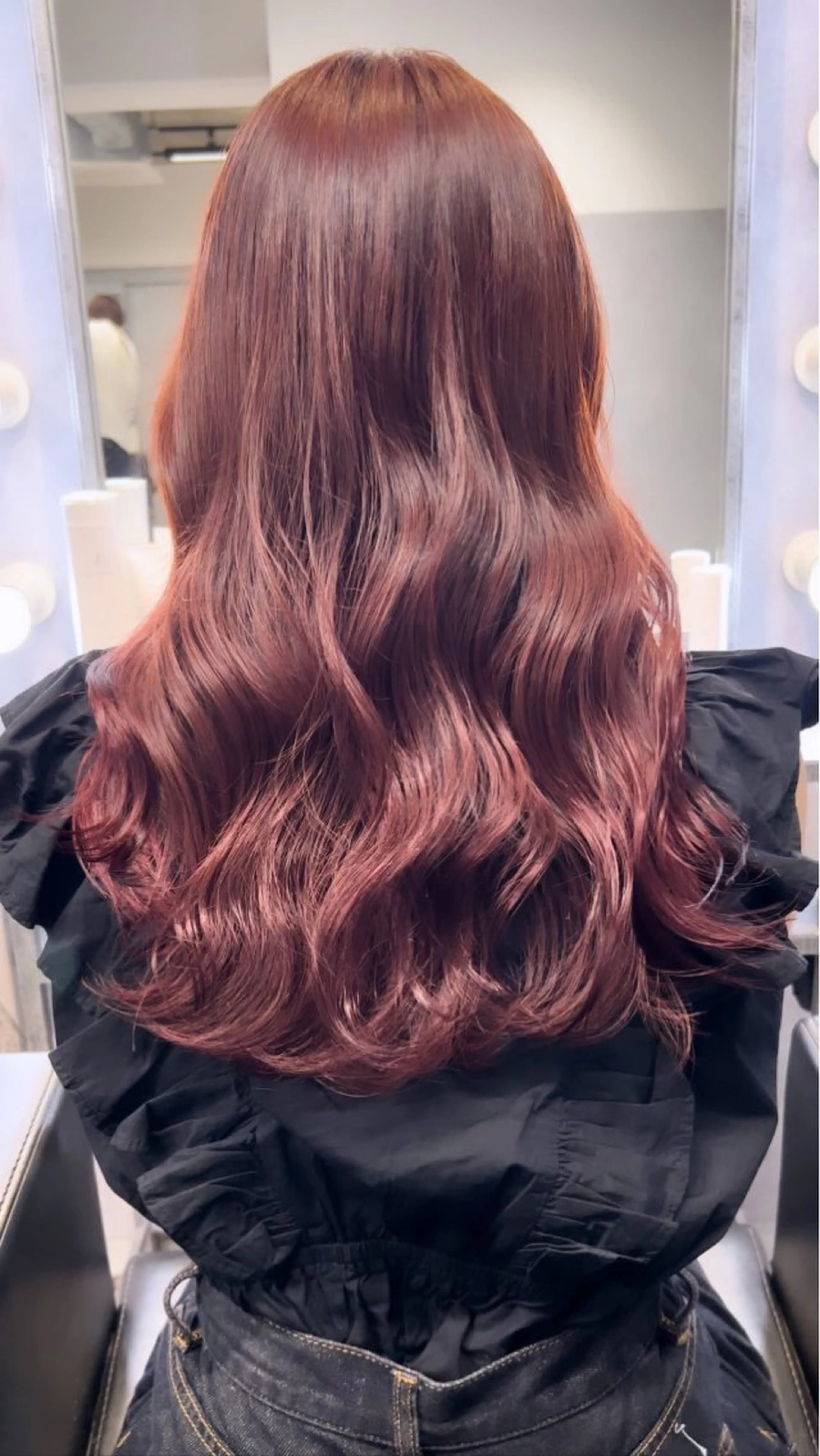 セミロング カラー ピンクカラー 透明感/レイヤー 🇰🇷tomonaのヘアスタイル